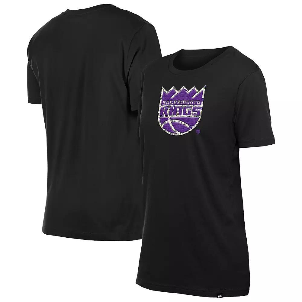 Women's New Era  Red Carolina Hurricanes Glam Game Floral T-Shirt, Size: Large Product Image