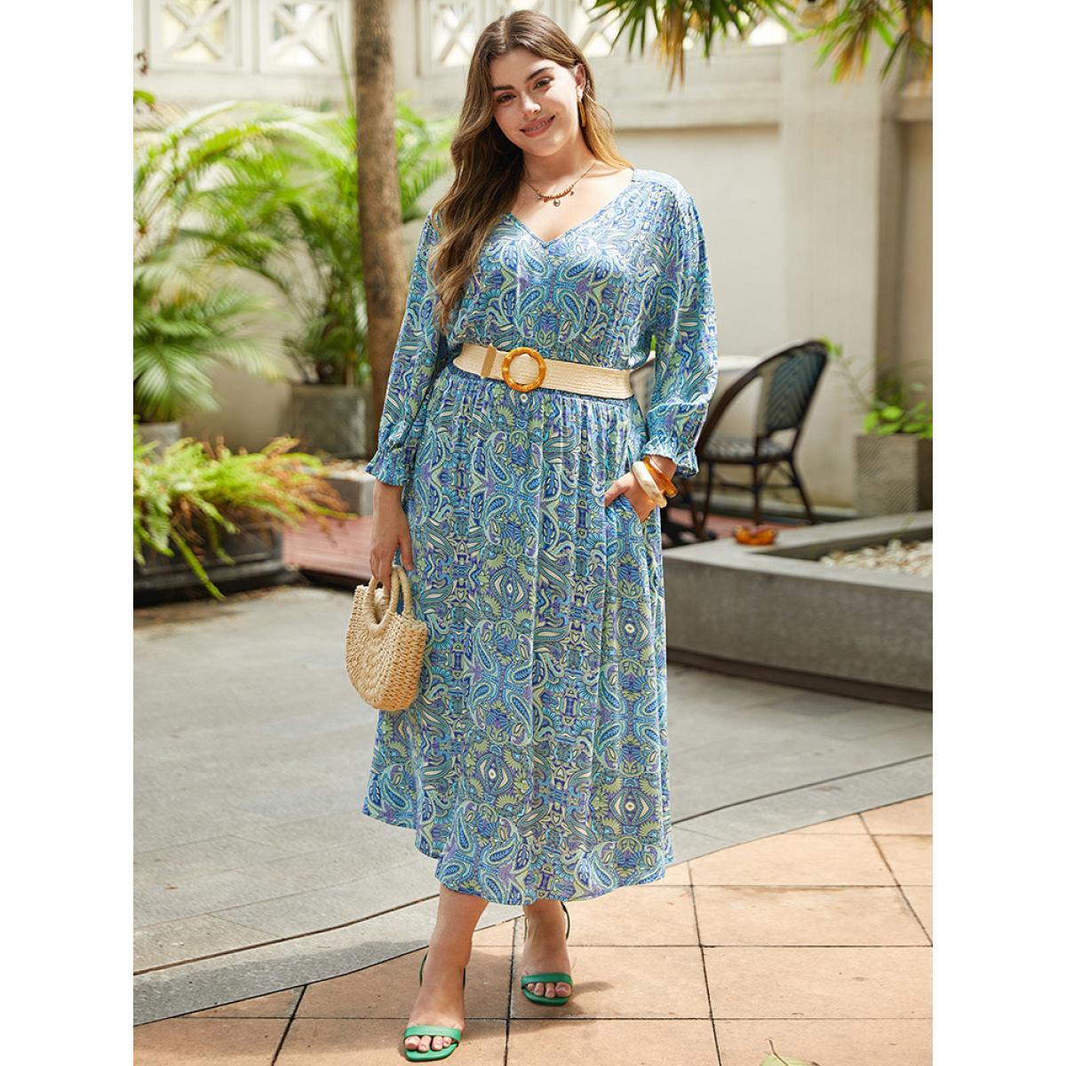 Plus Size Paisley Print Shirred Flutter Trim Dress Blue Women Resort Elastic cuffs V-neck Long Sleeve Curvy Midi Dress BloomChic 10/M Product Image