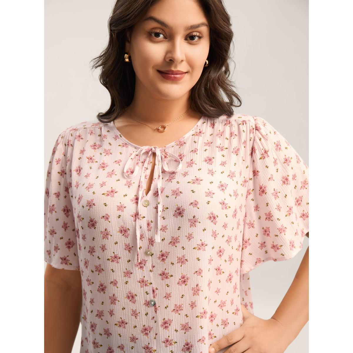 Plus Size Lightpink Blushing Floral Print Button Detail Blouse Women Short sleeve Round Neck Everyday-Elegant Blouses BloomChic 10/M Product Image