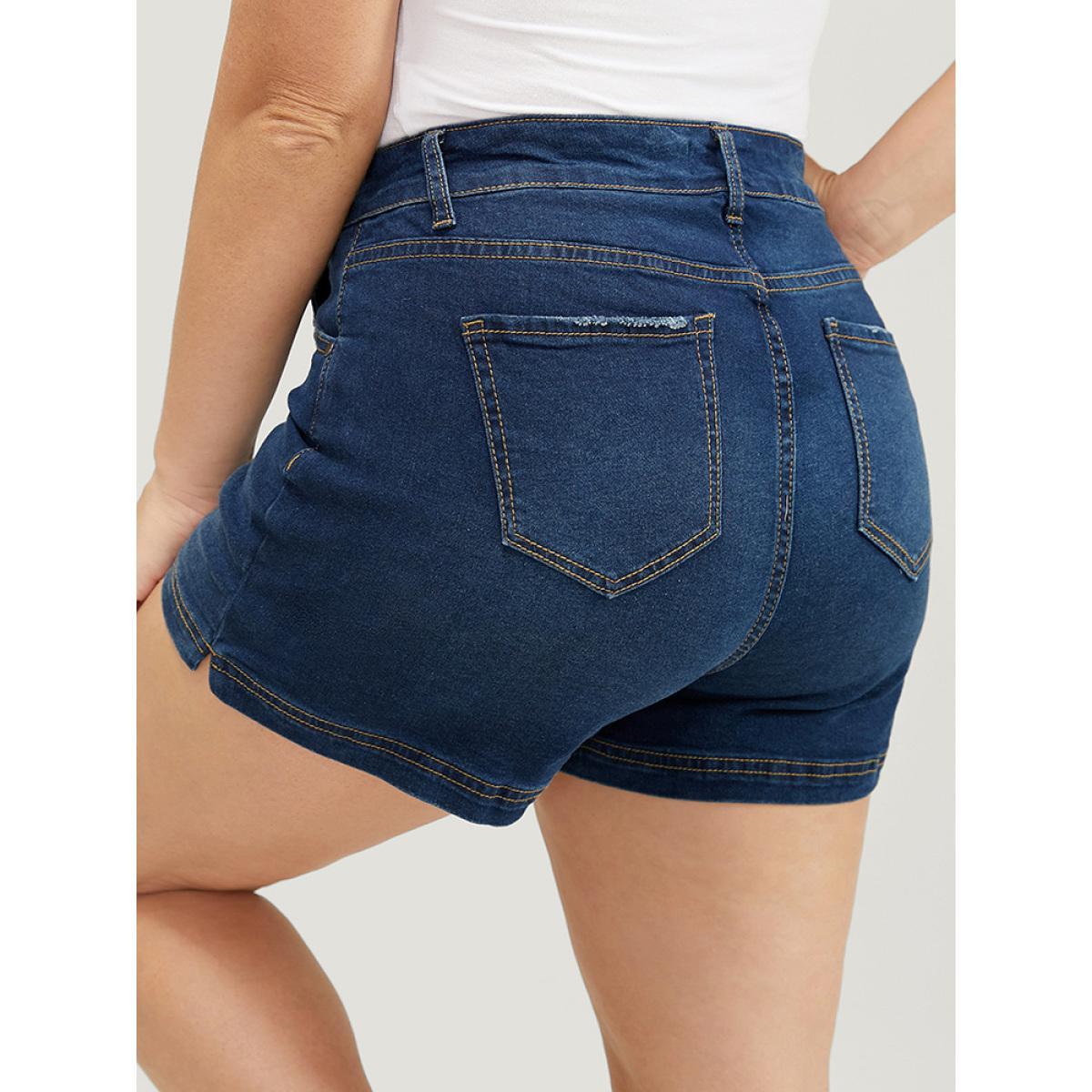 Plus Size Moderately Stretchy High Rise Dark Wash Split Hem Denim Shorts Women Midnight Medium stretch Dailywear Pocket Casual Denim Shorts BloomChic 30/6X Product Image