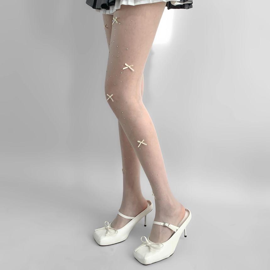 Bow Faux Pearl Stockings Product Image