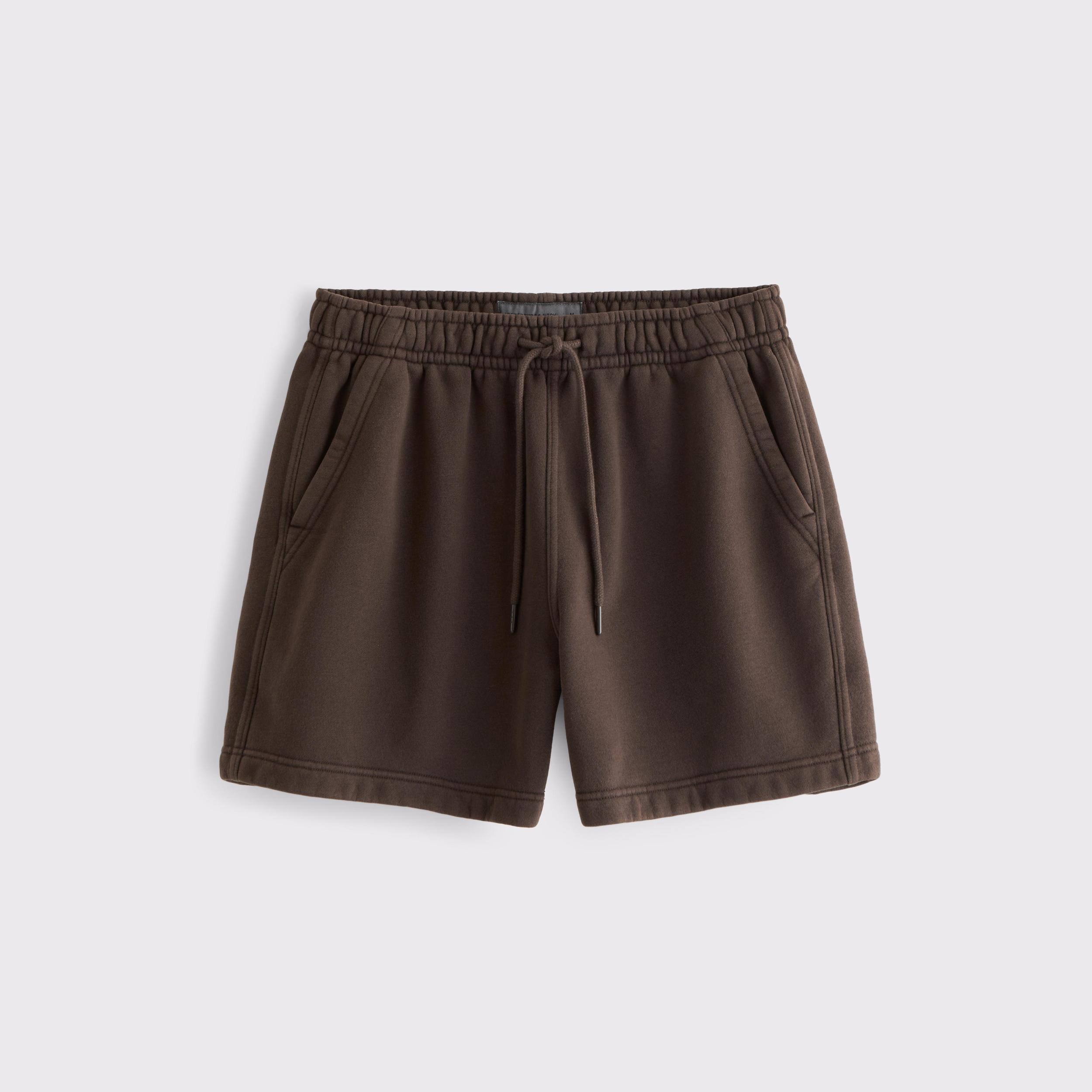 Essential Short Product Image