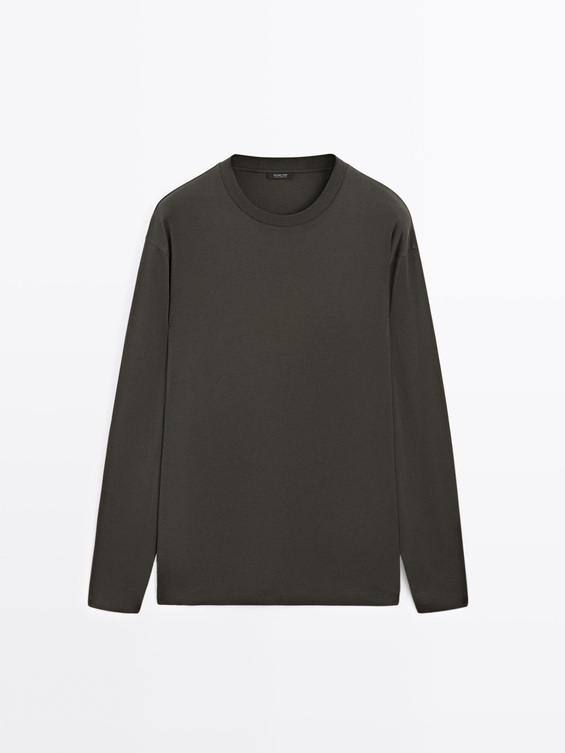 Long sleeve medium weight cotton T-shirt Product Image