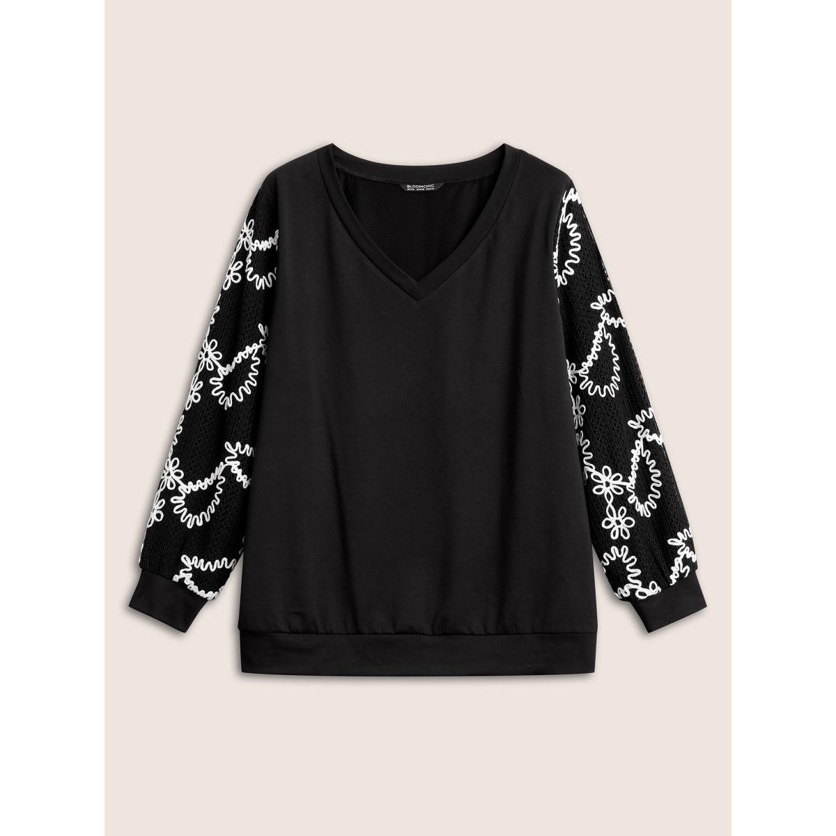 Plus Size Stereo Jacquard Design Patchwork Sweatshirt Women Black Elegant Texture V-neck Everyday Sweatshirts BloomChic 28/5X Product Image