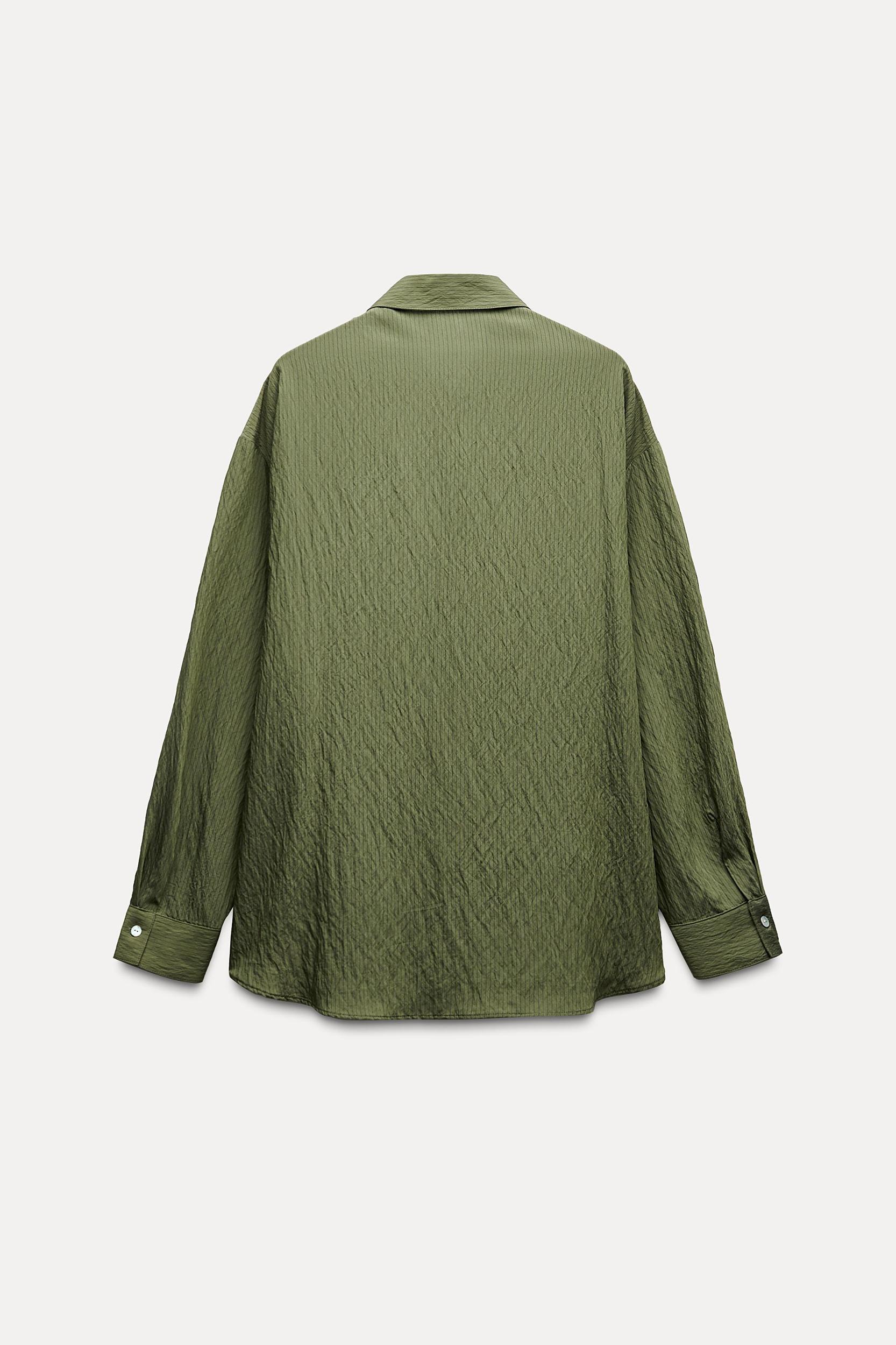 FINE STRIPED SHIRT Product Image