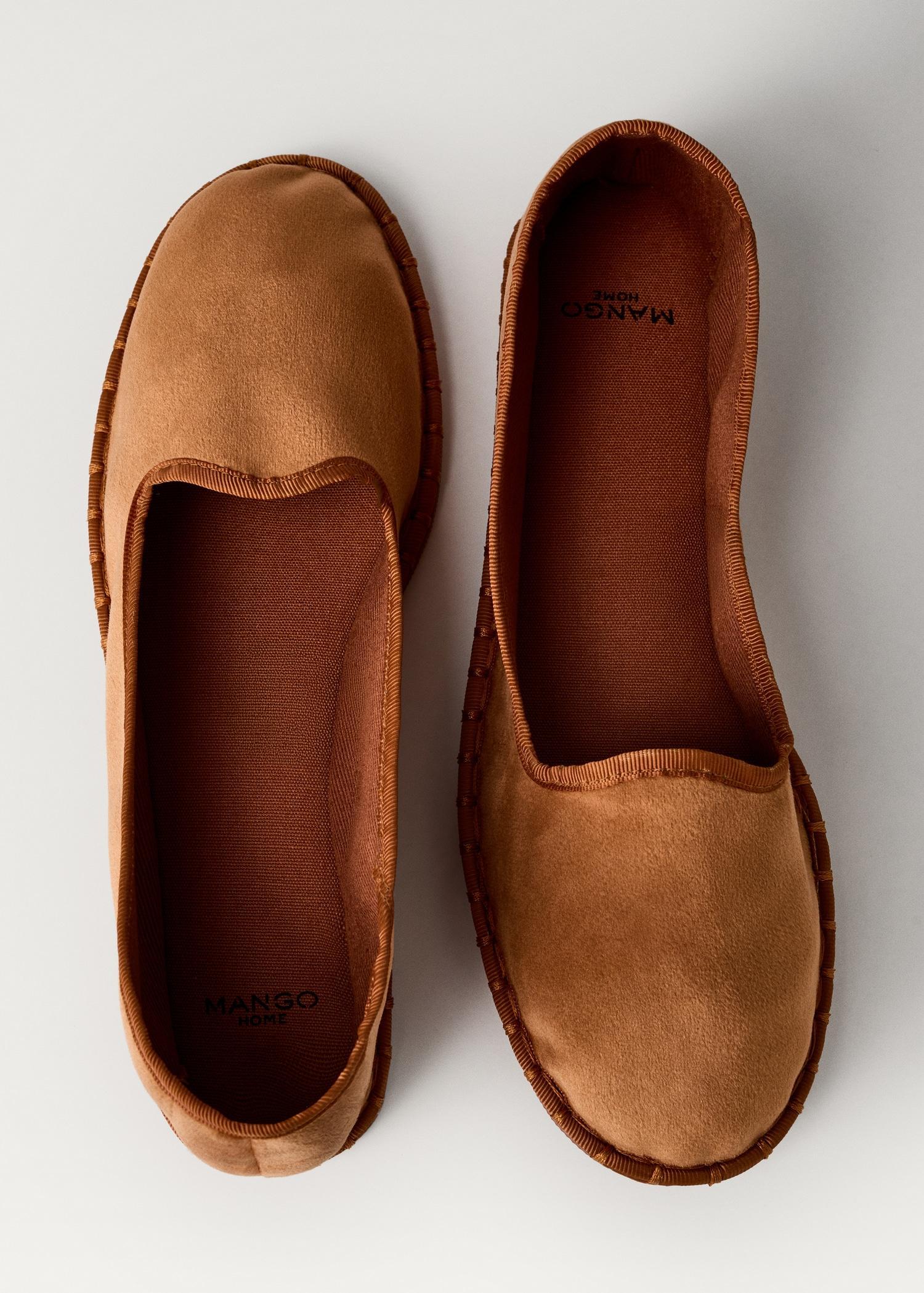 Velour shoes - Women | MANGO USA Product Image