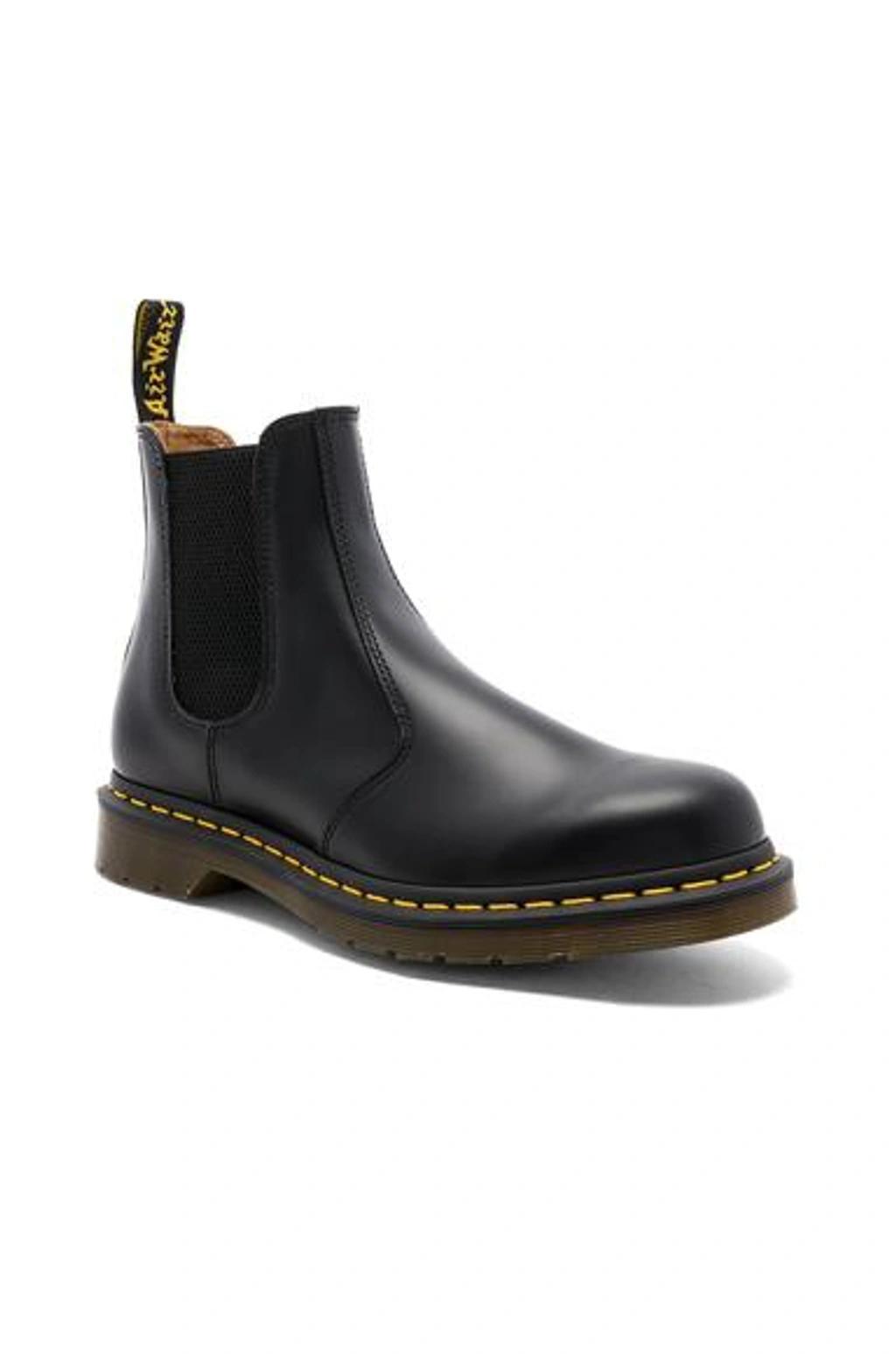 DR. MARTENS' Vegan 2976 Felix Chelsea Boots In Schwarz Product Image