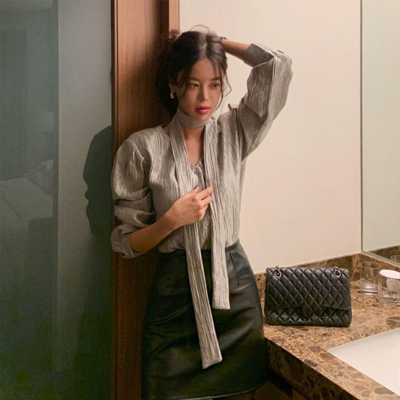 Set: Puff-Sleeve V-Neck Satin Button-Up Blouse + Sash Product Image
