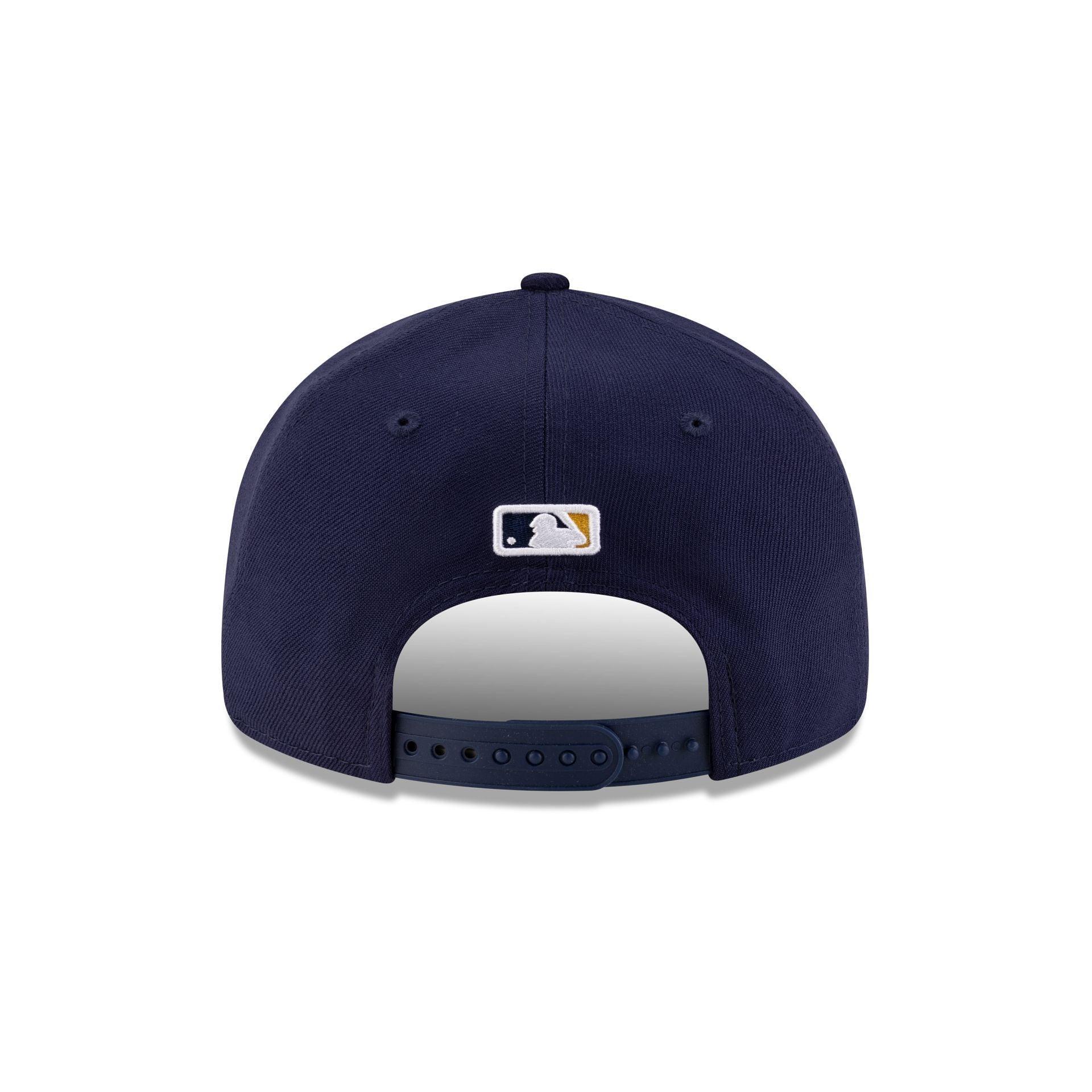 Atlanta Braves Hall of Fame 2025 Retro Crown 9FIFTY Snapback Hat Male Product Image