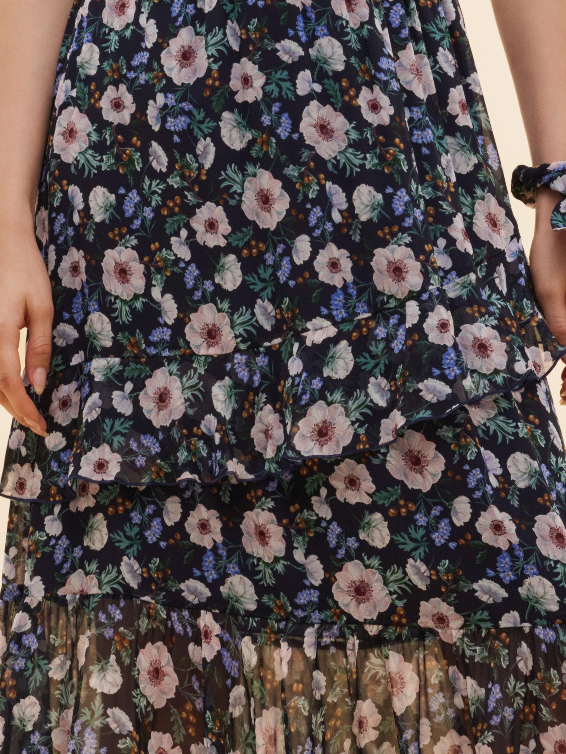 10MM Mulberry Silk Floral Print Women Tiered Skirt Product Image