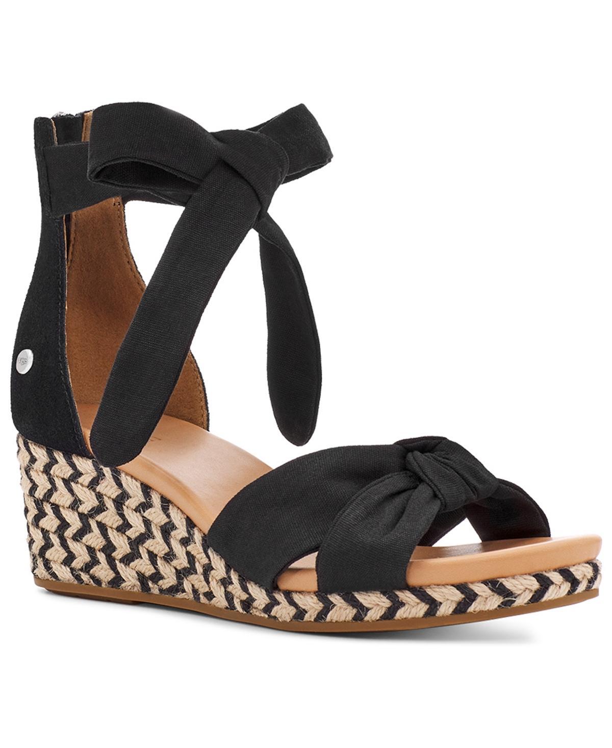 UGG Yarrow Canvas) Women's Shoes Product Image