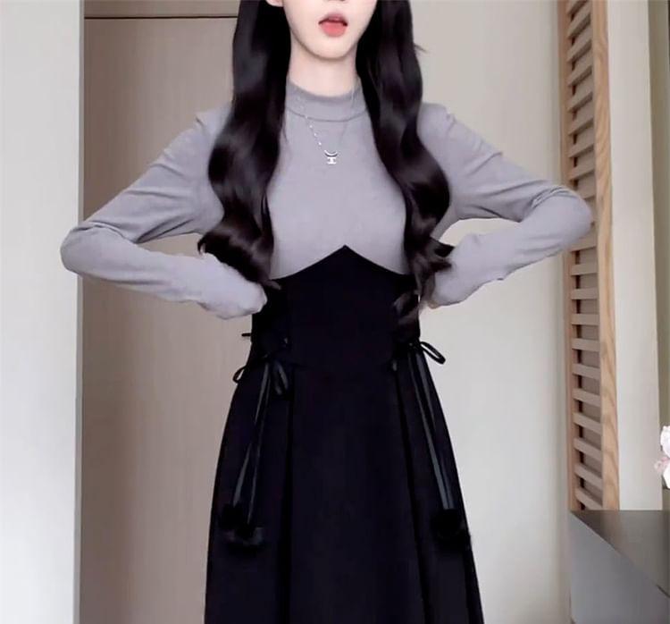Mock Two-Piece Long-Sleeve Two Tone Midi A-Line Dress Product Image