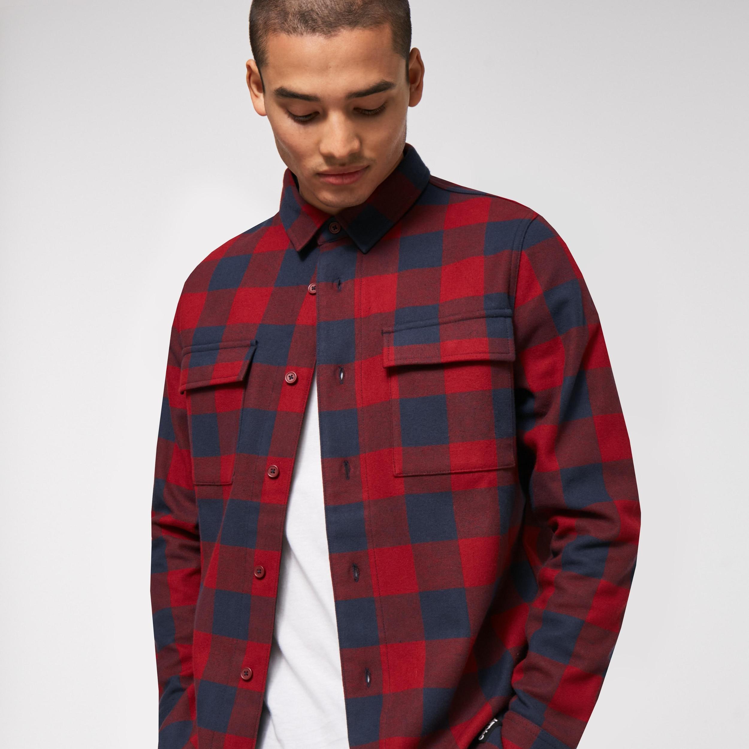 Oakley Men's Bear Cozy Flannel Size: M Product Image