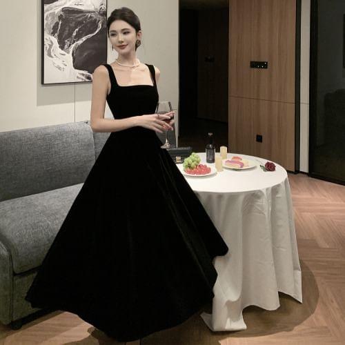 Sleeveless Square Neck Plain Maxi A-Line Dress Product Image