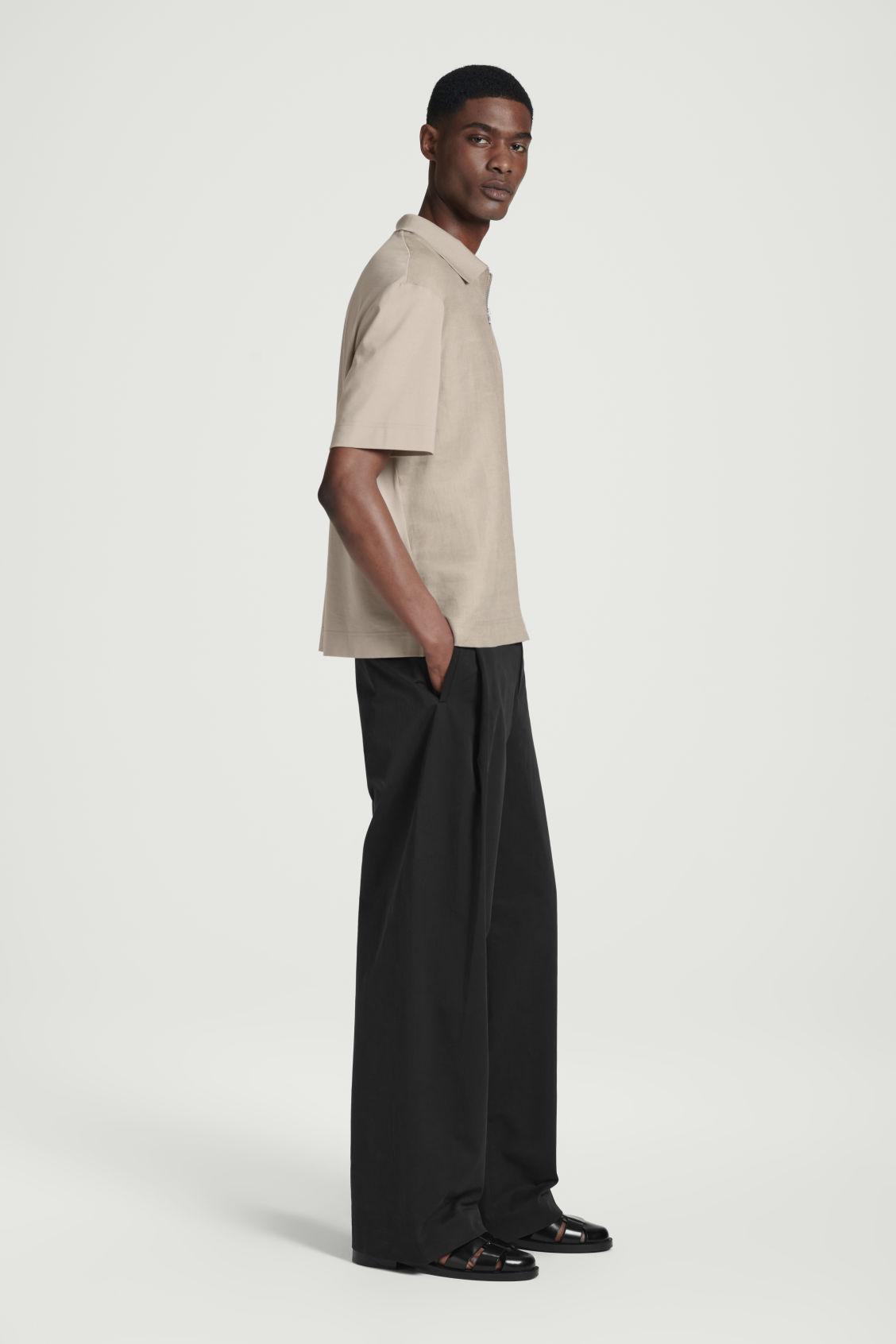 CONTRAST-PANEL LINEN HALF-ZIP POLO SHIRT Product Image