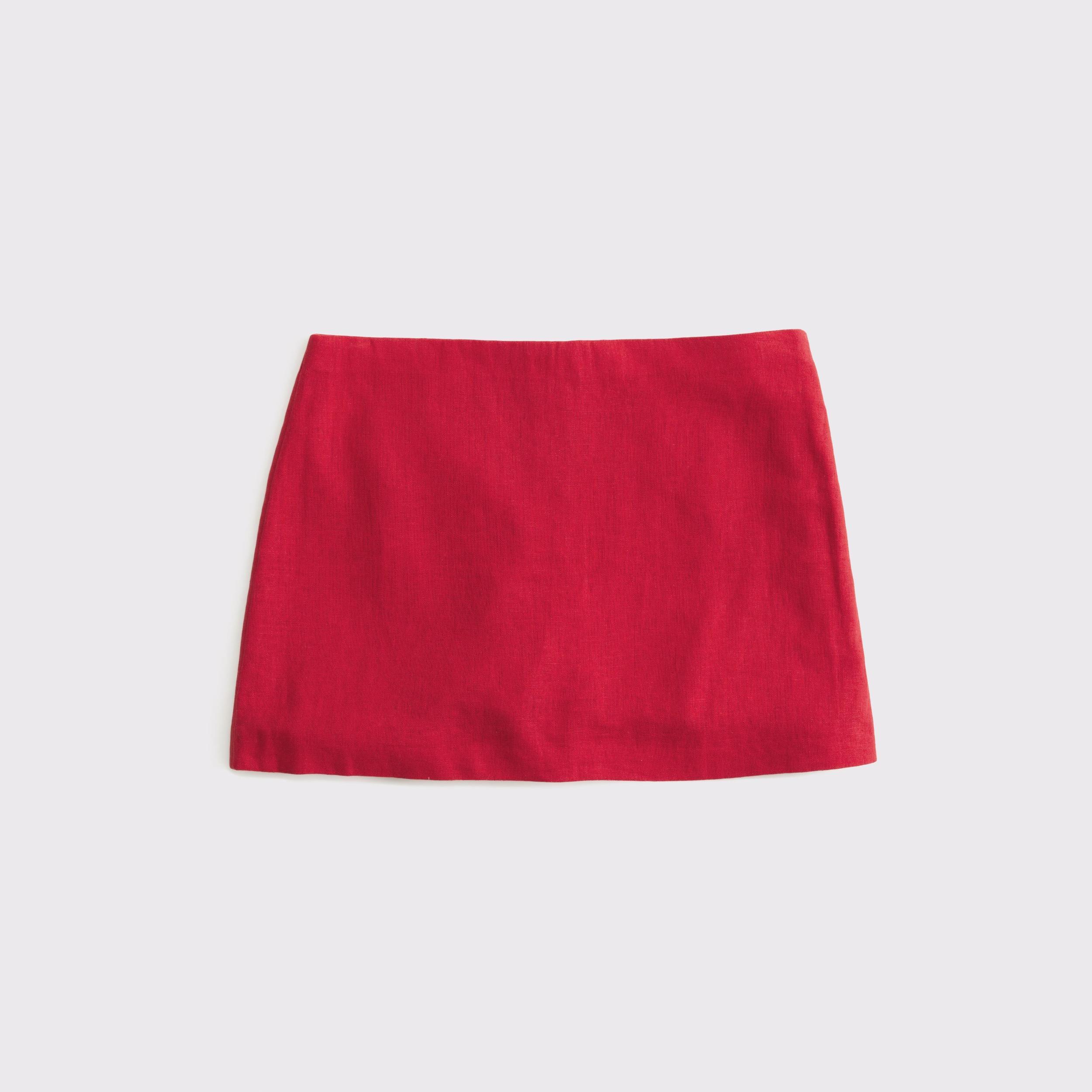 The A&F Scarlett Mid Rise Linen-Blend Mini Skort Product Image