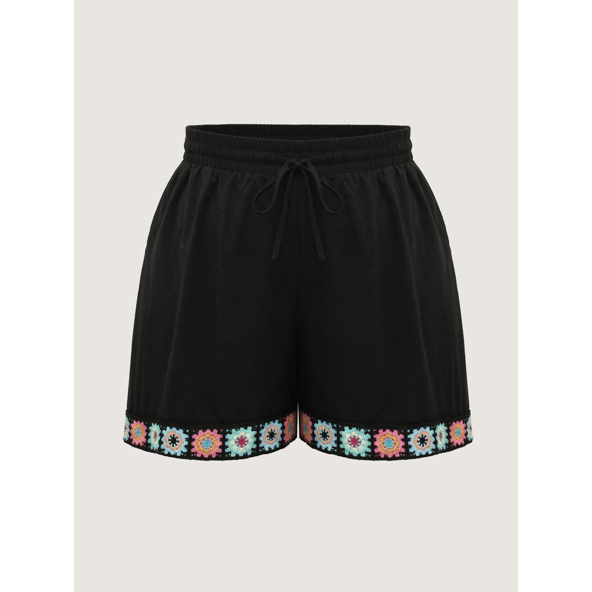 Plus Size Crochet Floral Hem Drawstring Shorts Women Black Casual Drawstring Wide Leg Everyday-Elegant Shorts BloomChic 10/M Product Image