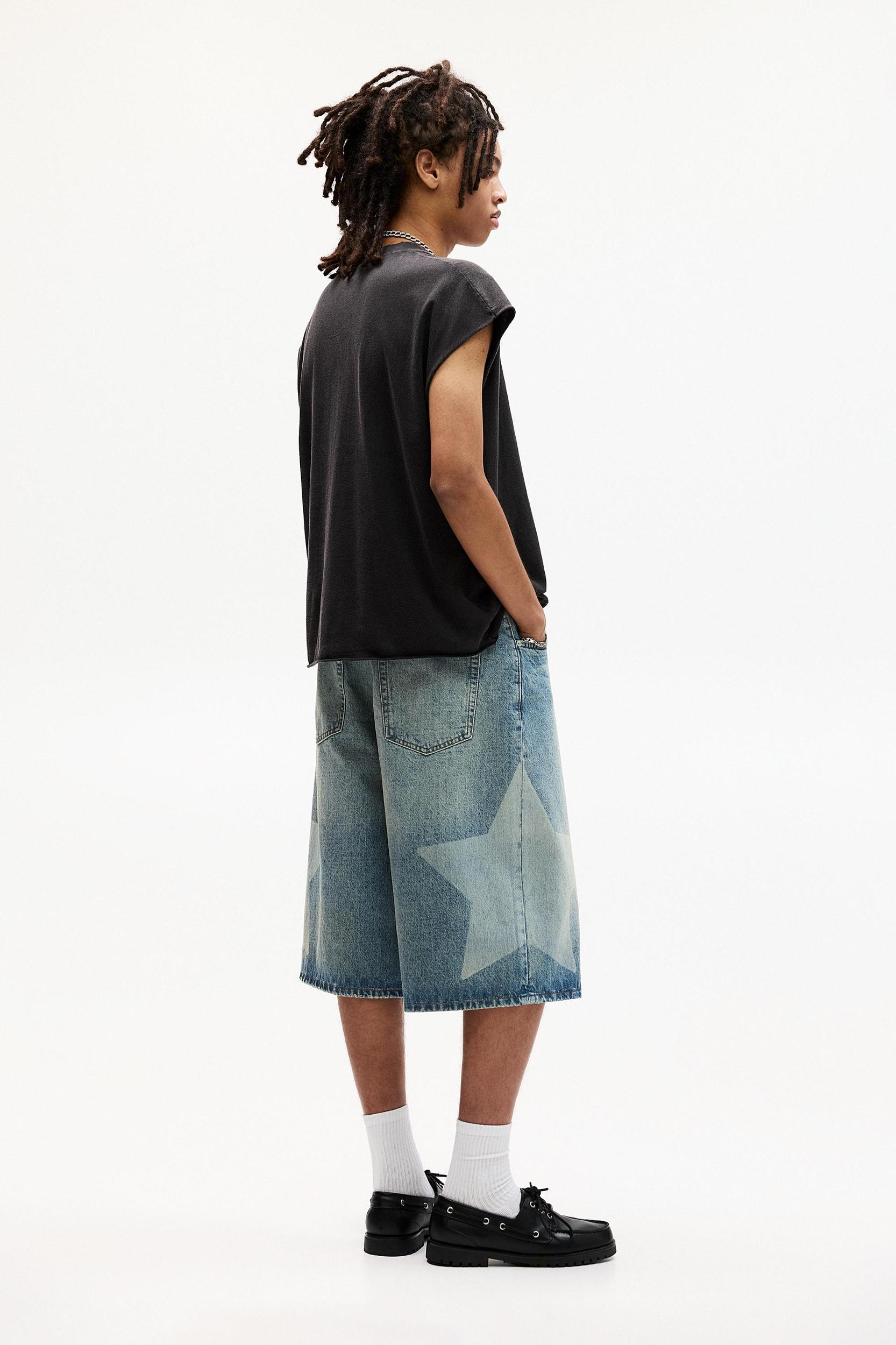 Washed sleeveless T-shirt Product Image