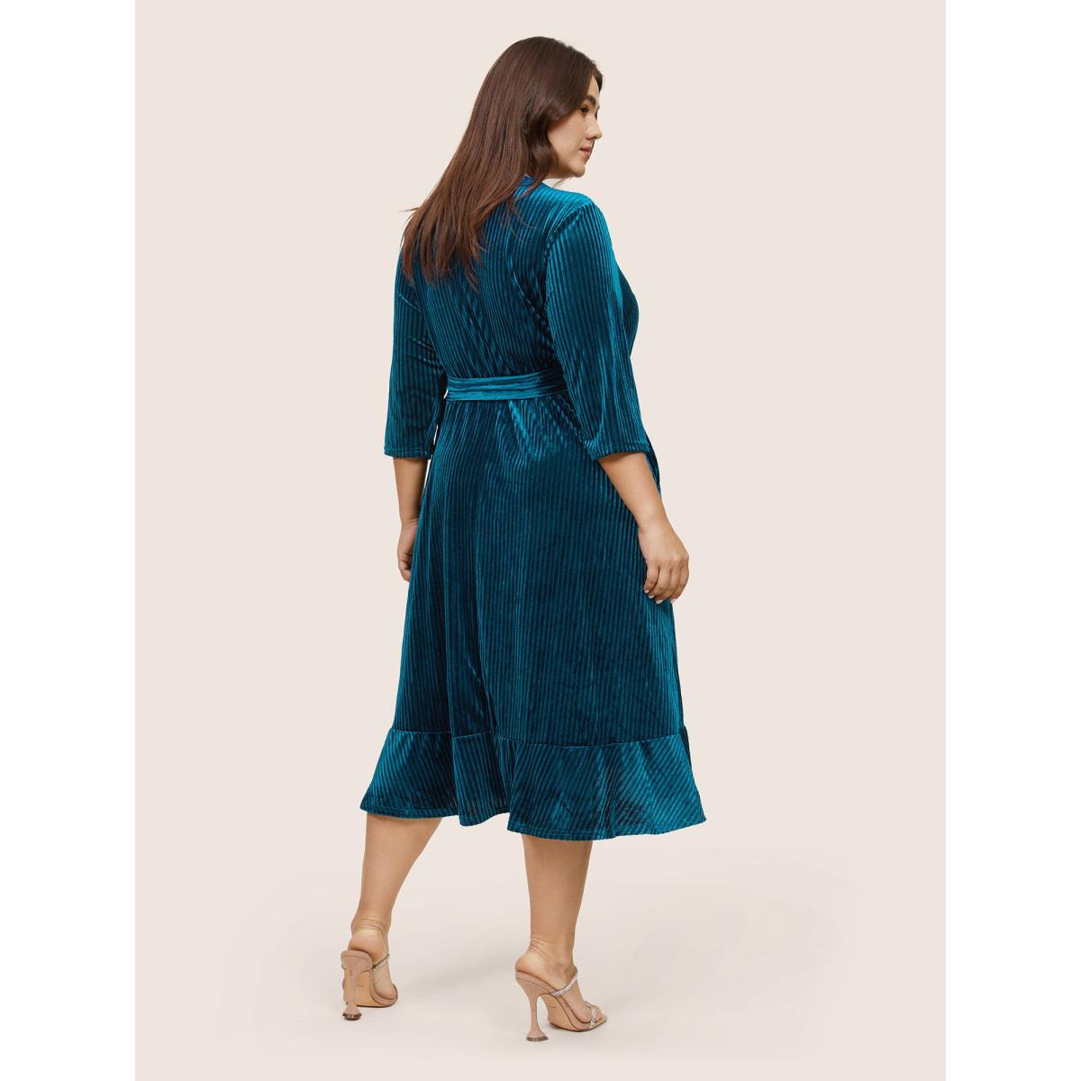 Plus Size Plain Velvet Ties Arc Hem Overlap Collar Dress Cerulean Women Glamour Velvet Overlap Collar Elbow-length sleeve Curvy Midi Dress BloomChic 18-20/2X Product Image