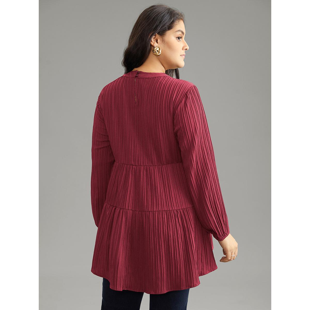 Plus Size Scarlet Keyhole Textured Lantern Sleeve Layered Hem Blouse Women Casual Long Sleeve Keyhole Cut-Out Dailywear Blouses BloomChic 18-20/2X Product Image