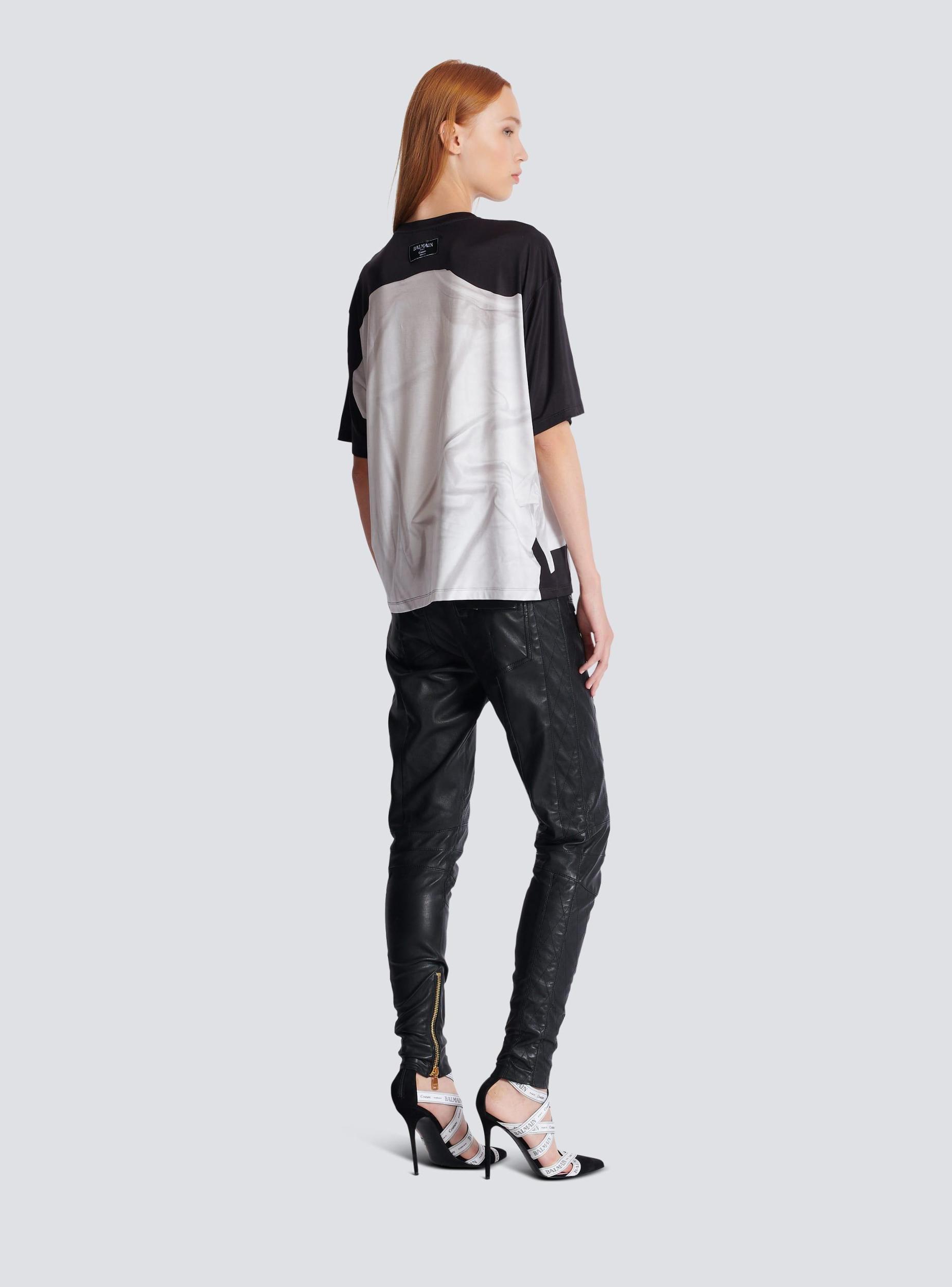 Loose T-shirt with optical illusion print  Product Image