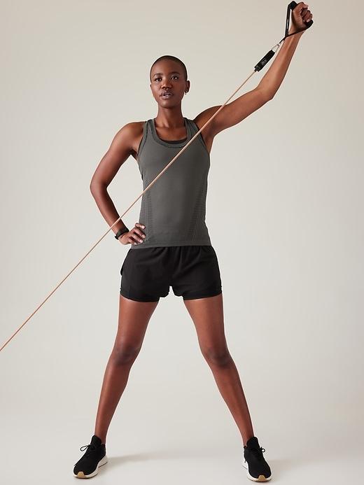 Momentum Seamless Tank Product Image