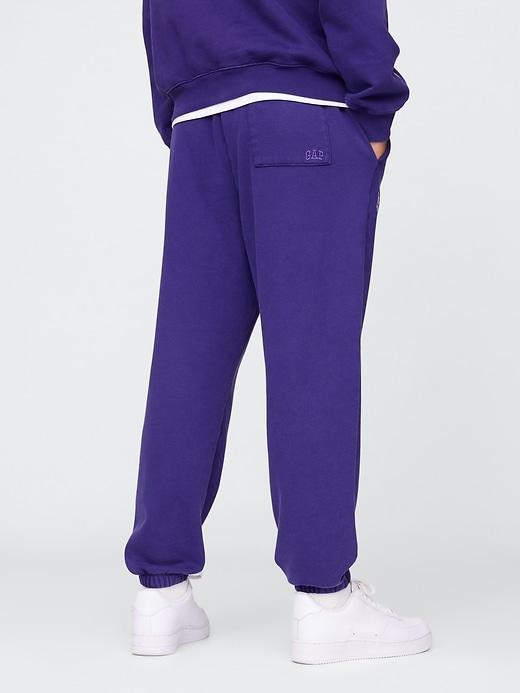 NBA Los Angeles Lakers Logo Heavyweight Joggers Product Image