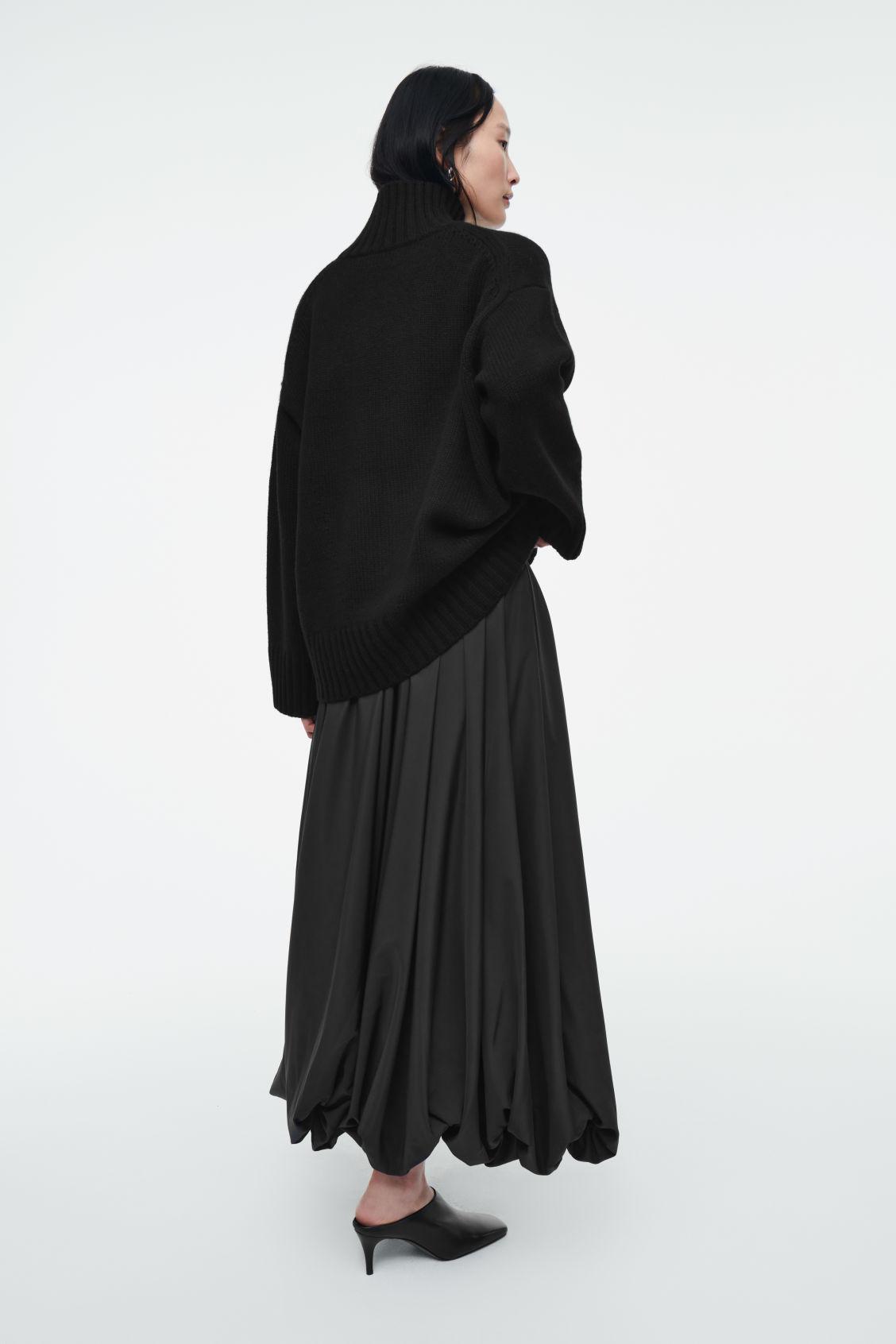 CHUNKY PURE CASHMERE TURTLENECK SWEATER Product Image