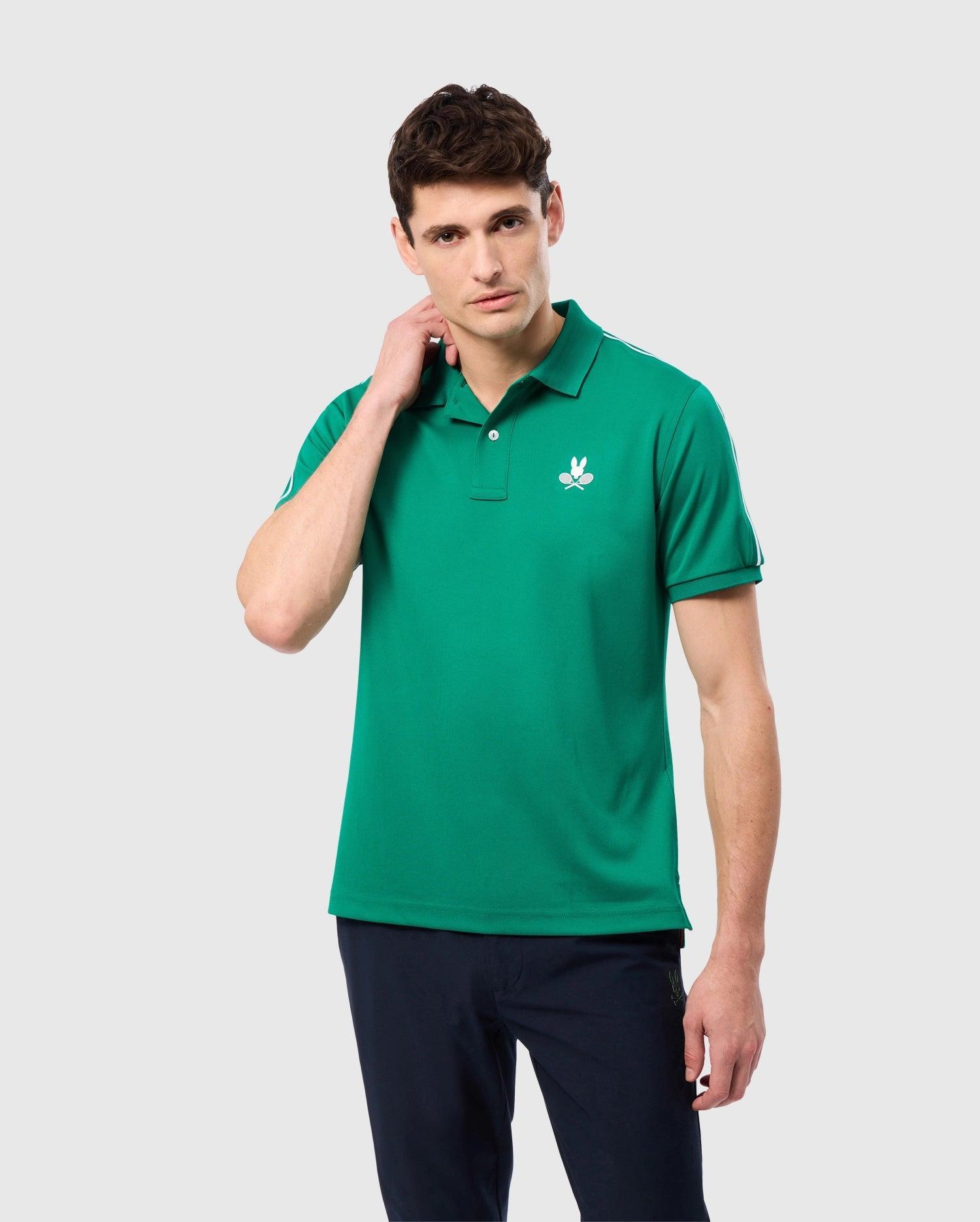 MENS COURTSIDE GRAPHIC TEE - B6U684C200 Male Product Image