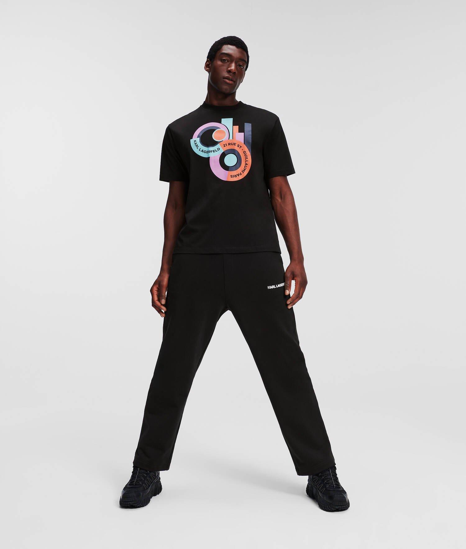 GRAPHIC T-SHIRT Product Image