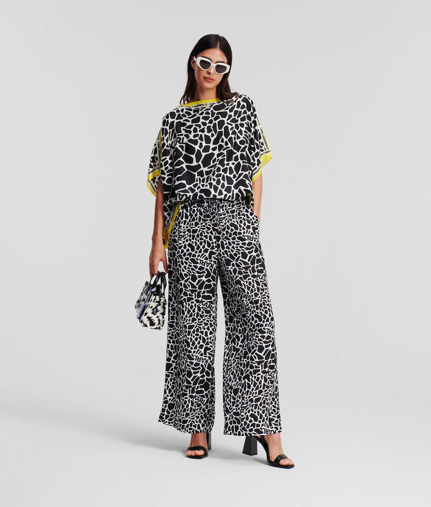 GIRAFFE-PRINT SILK TUNIC SHIRT Product Image