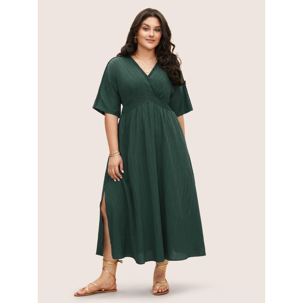Plus Size V Neck Shirred Contrast Webbing Split Side Dress DarkGreen Women Resort Texture V-neck Half Sleeve Curvy BloomChic 18-20/2X Product Image