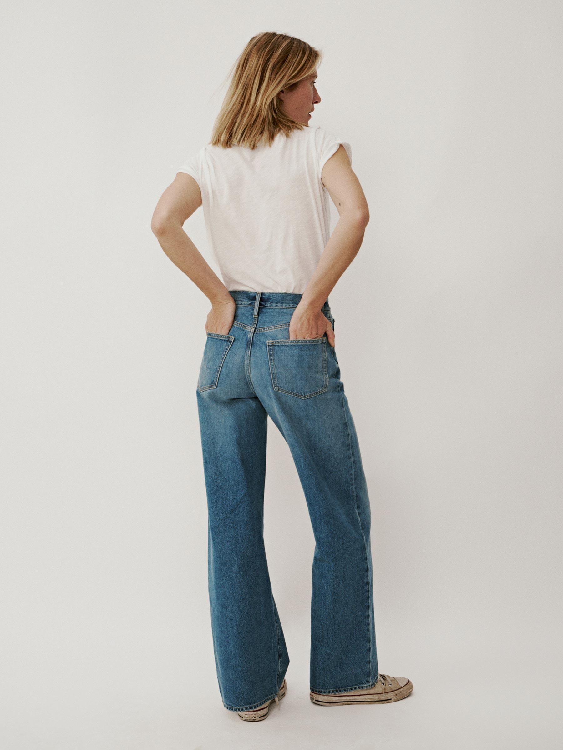 M028 Jet Set Jean Product Image
