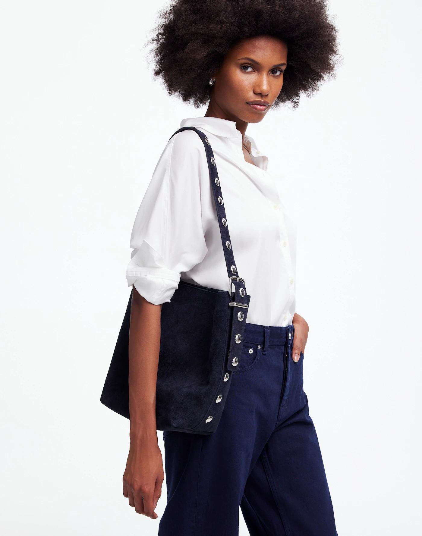 The Essential Medium Bucket Tote Product Image