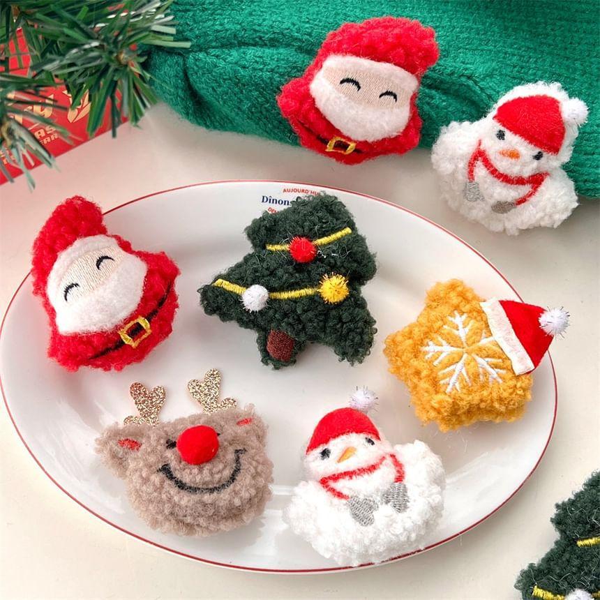Christmas Brooch Product Image