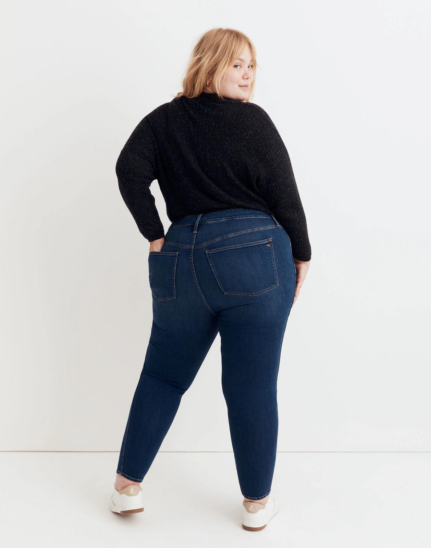 Plus Curvy High-Rise Skinny Jeans in Coronet Wash Product Image
