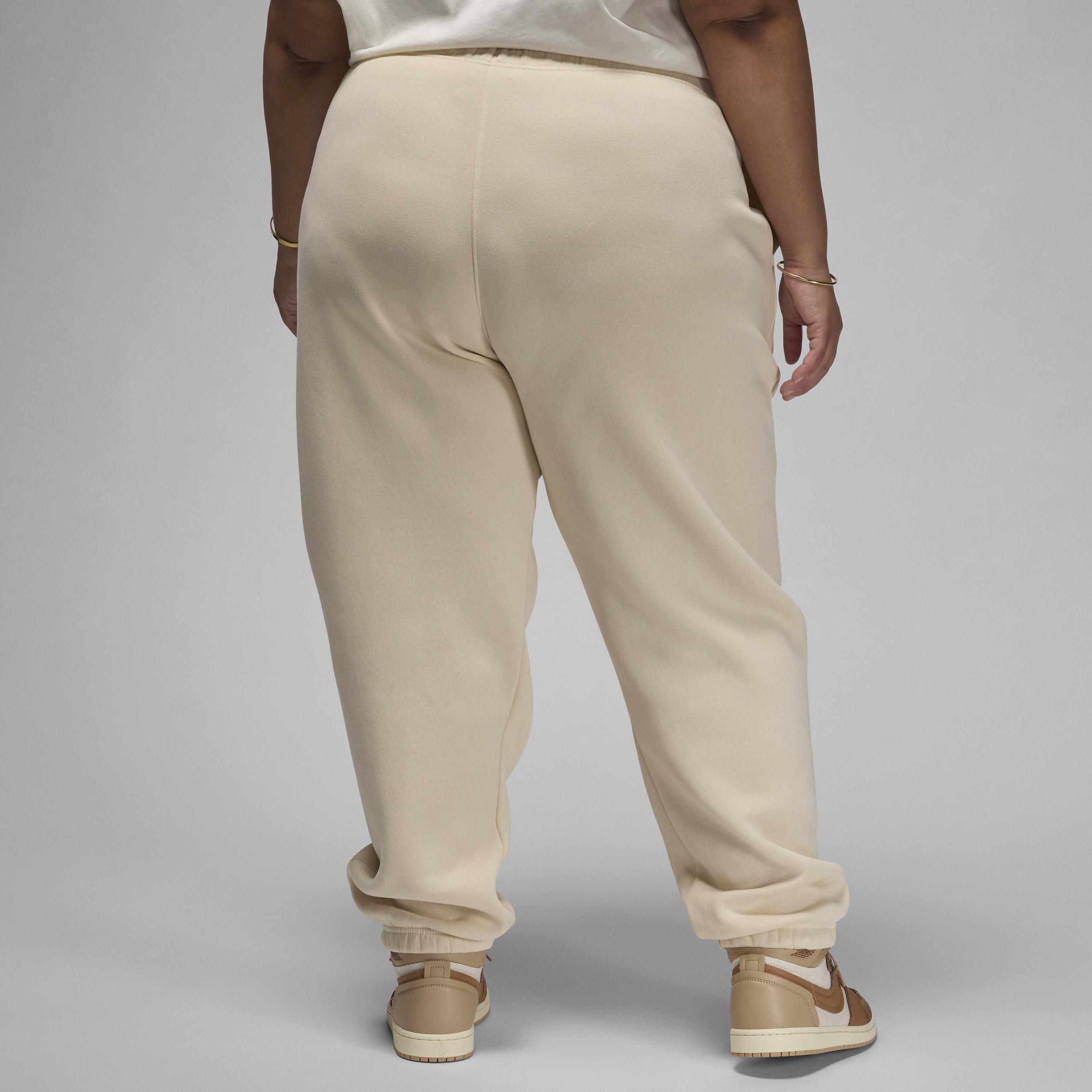 Jordan Brooklyn Fleece Women's Pants (Plus Size) Product Image
