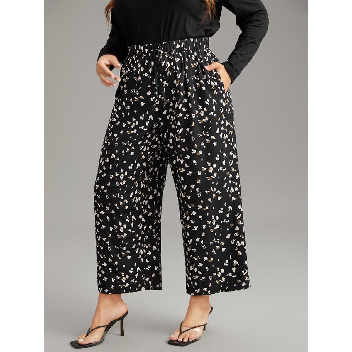 Plus Size Ditsy Floral Elastic Waist Ties Pants Women Black Casual Straight Leg High Rise Dailywear Pants BloomChic 12/L Product Image