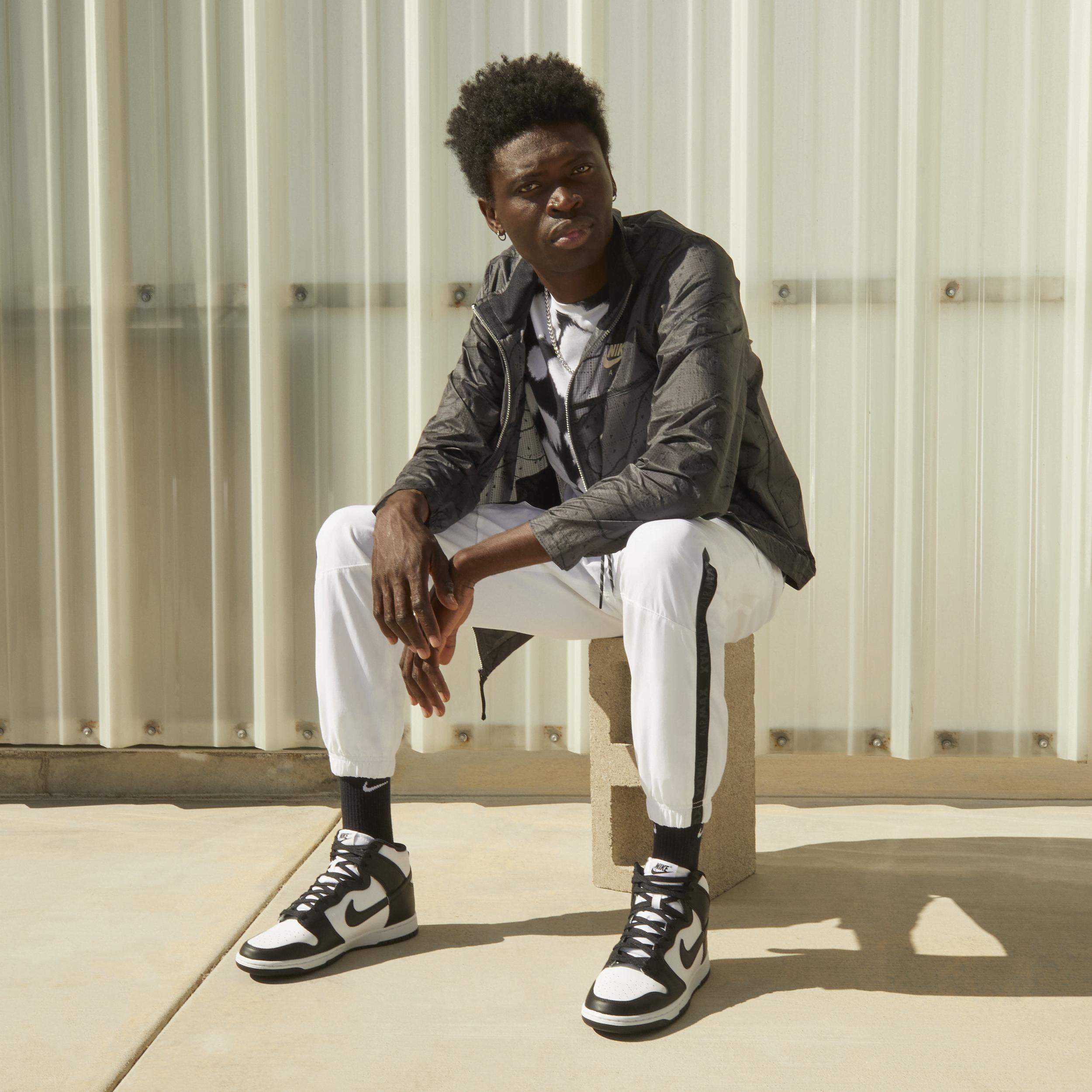 Nike Men's Dunk High Retro Shoes Product Image