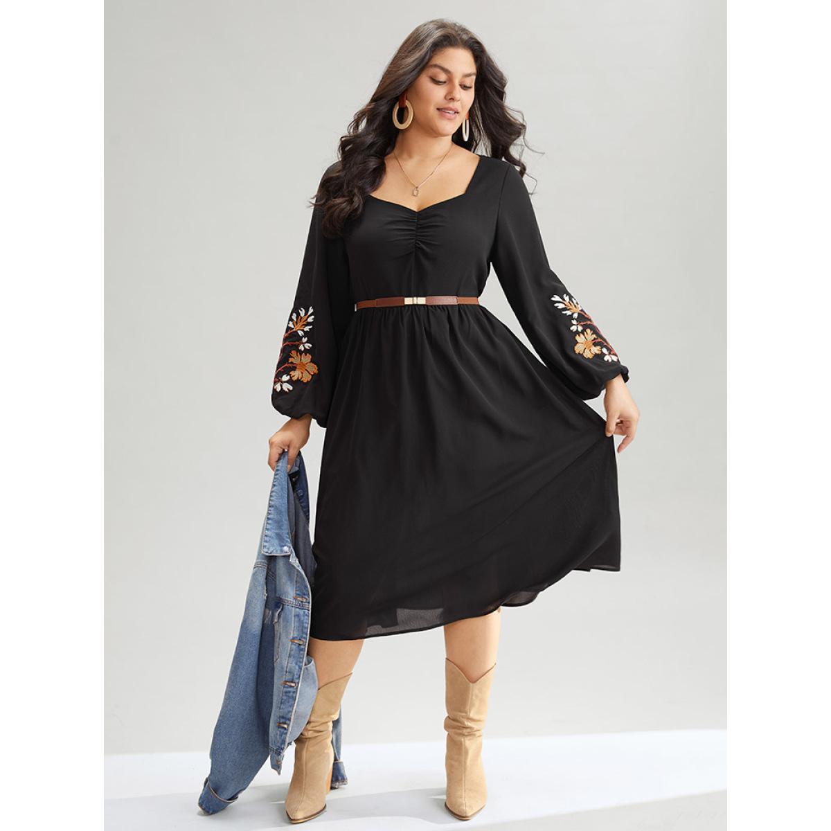 Plus Size Floral Embroidered Ruched Square Neck Dress Black Women Vacation Elastic cuffs Square Neck Long Sleeve Curvy Midi Dress BloomChic 12/L Product Image