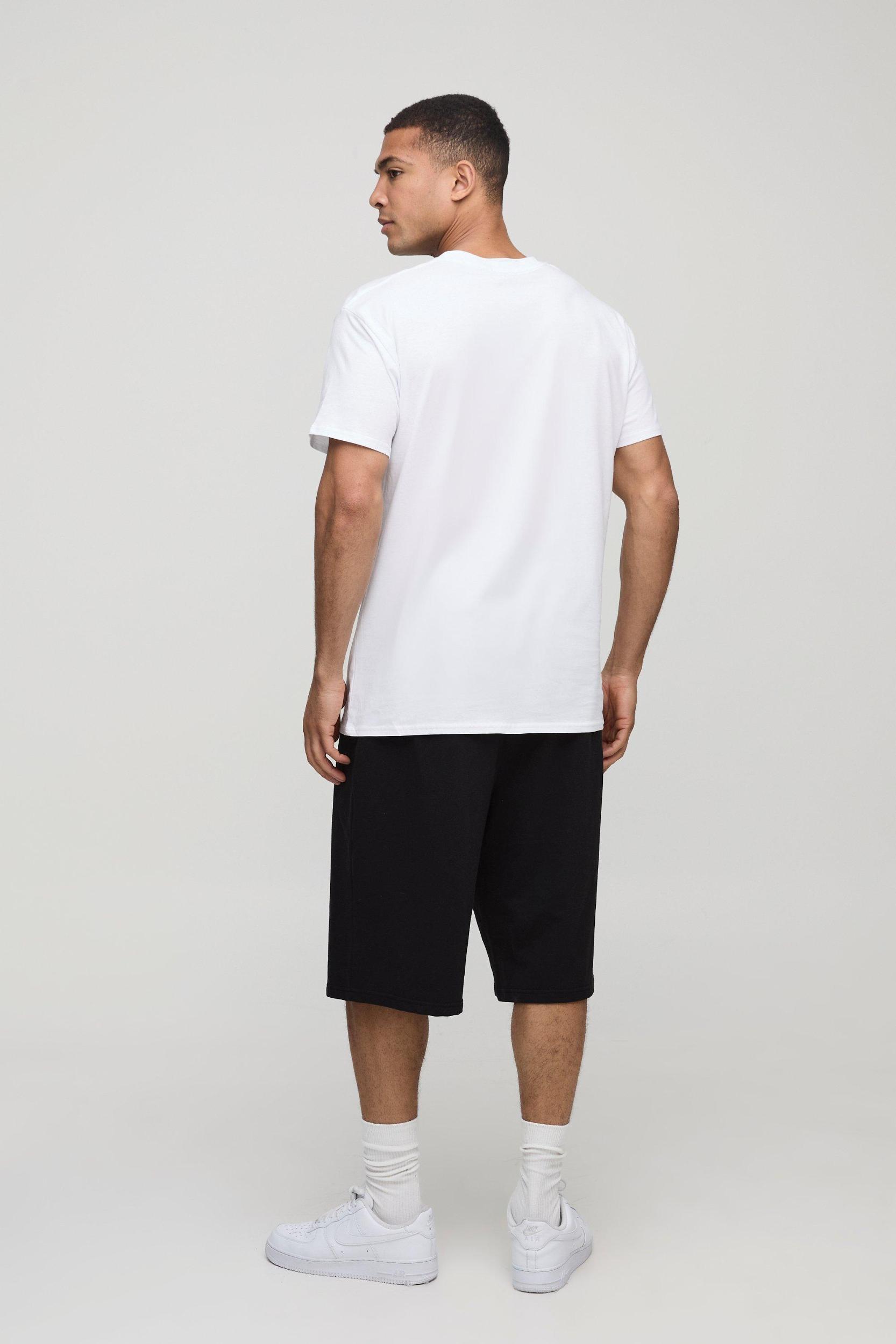 2 Pack Basic Regular Fit Crew Neck T-Shirts | boohooMAN USA Product Image