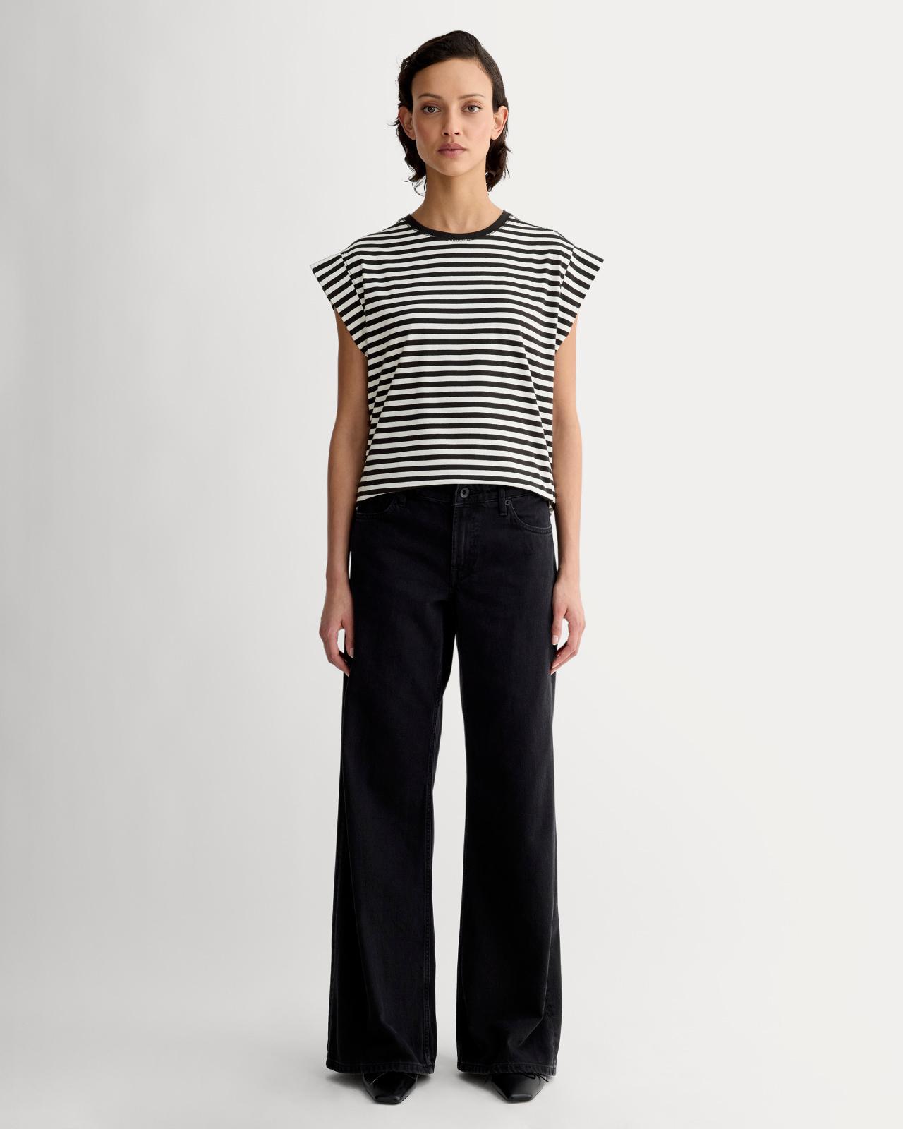 The Muscle Tee in Essential Cotton Product Image