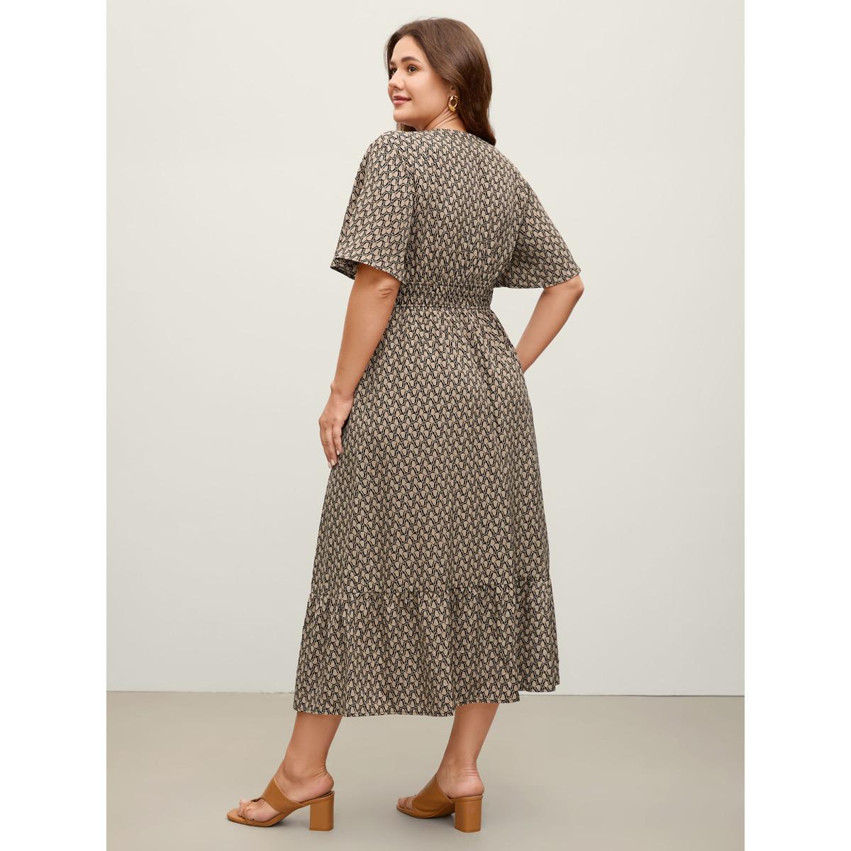 Plus Size Geometric Print Waist-Cinched Tiered Midi Dress Tan Women Flat collar with V-notch Short sleeve Curvy BloomChic 12/L Product Image