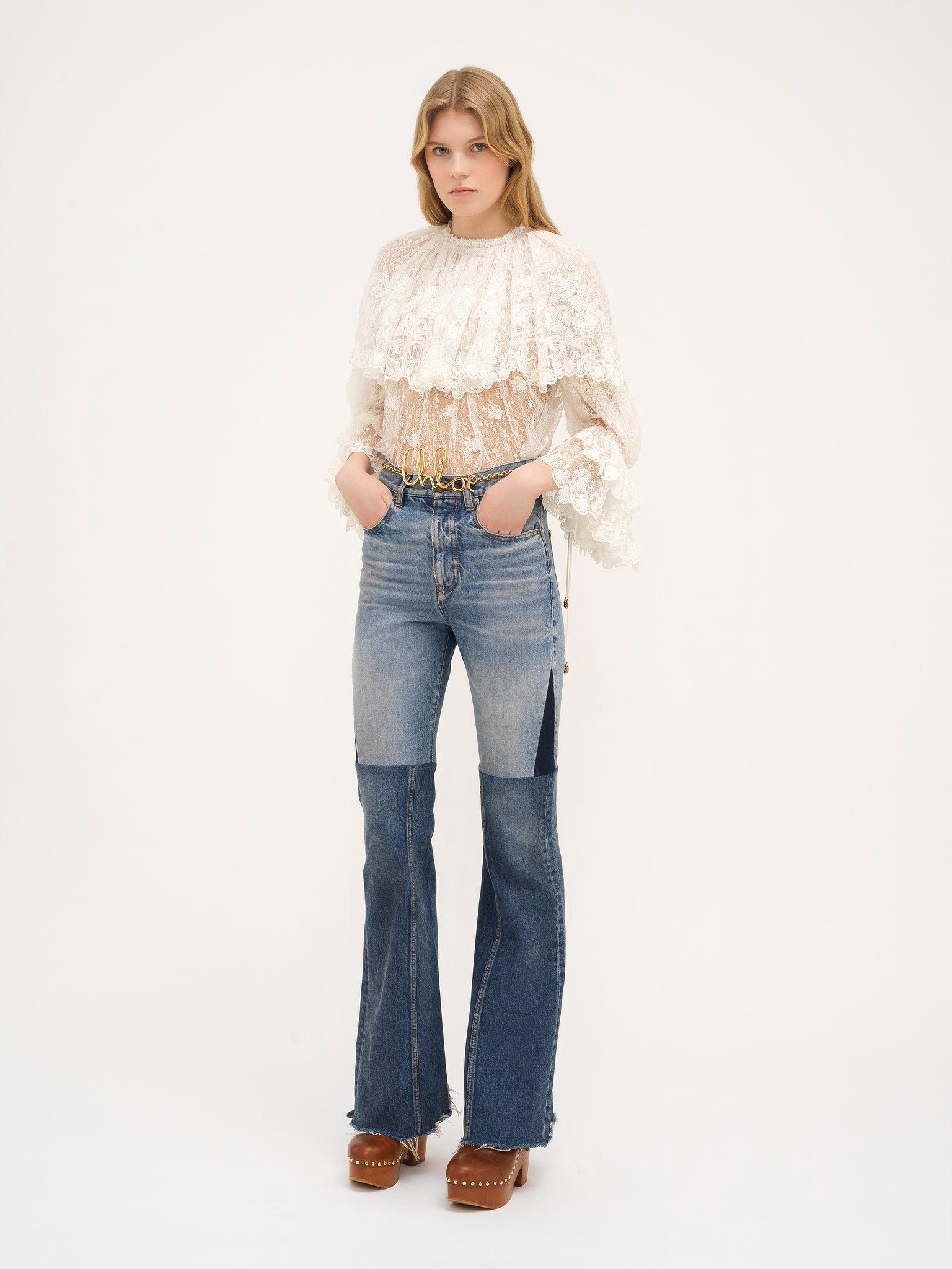 Gathered top in lace Product Image
