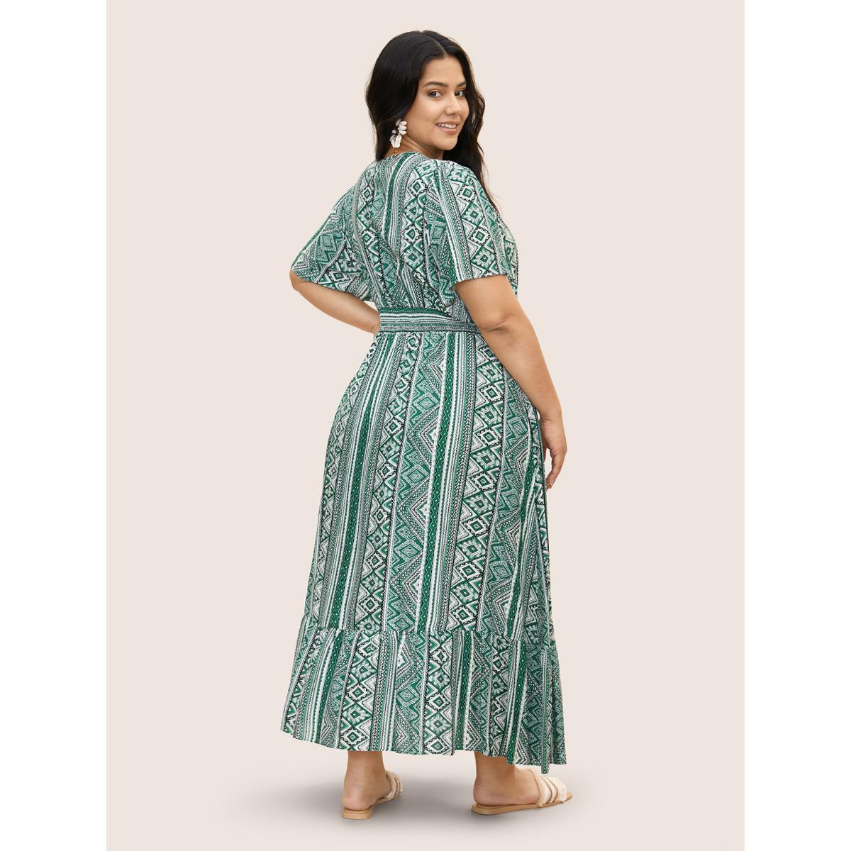 Plus Size Bandana Print Shirred Patchwork Hem Maxi Dress Emerald Women Resort V-neck Short sleeve Curvy BloomChic 10/M Product Image