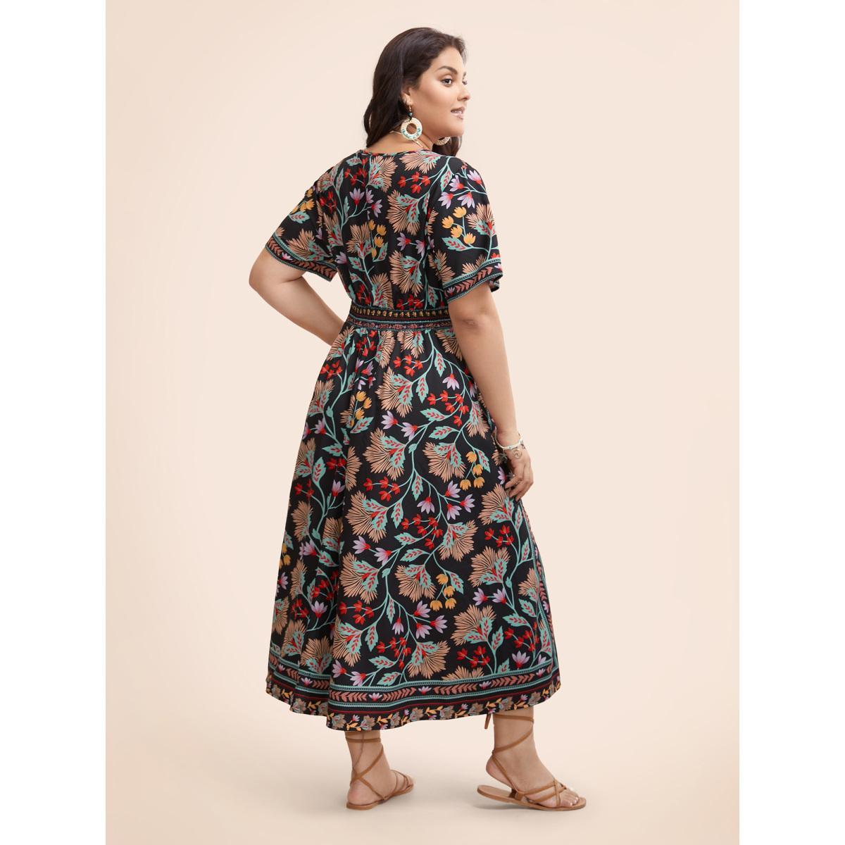 Plus Size Boho Print Shirred Pocket Midi Dress Black Women Resort Shirred V-neck Short sleeve Curvy BloomChic 18-20/2X Product Image