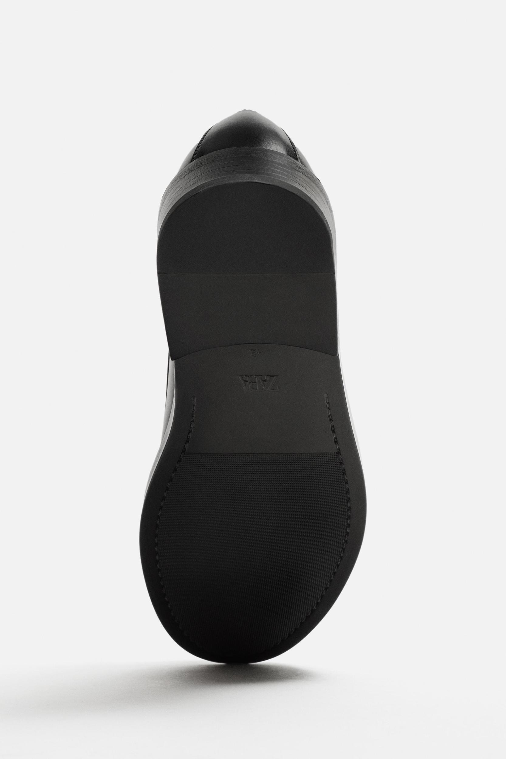 DOUBLE STRAP LEATHER SANDALS Product Image