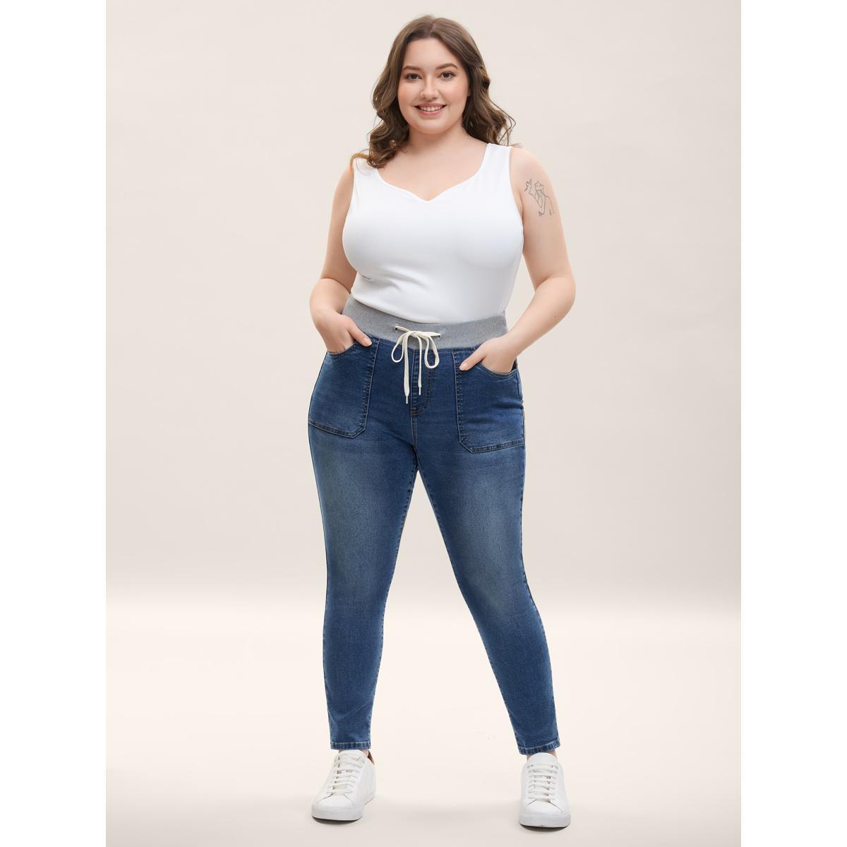 Plus Size Skinny Fit Classic Mid-Rise Jeans Women Darkindigo Medium stretch Slanted pocket Jeans BloomChic 28/5X Product Image