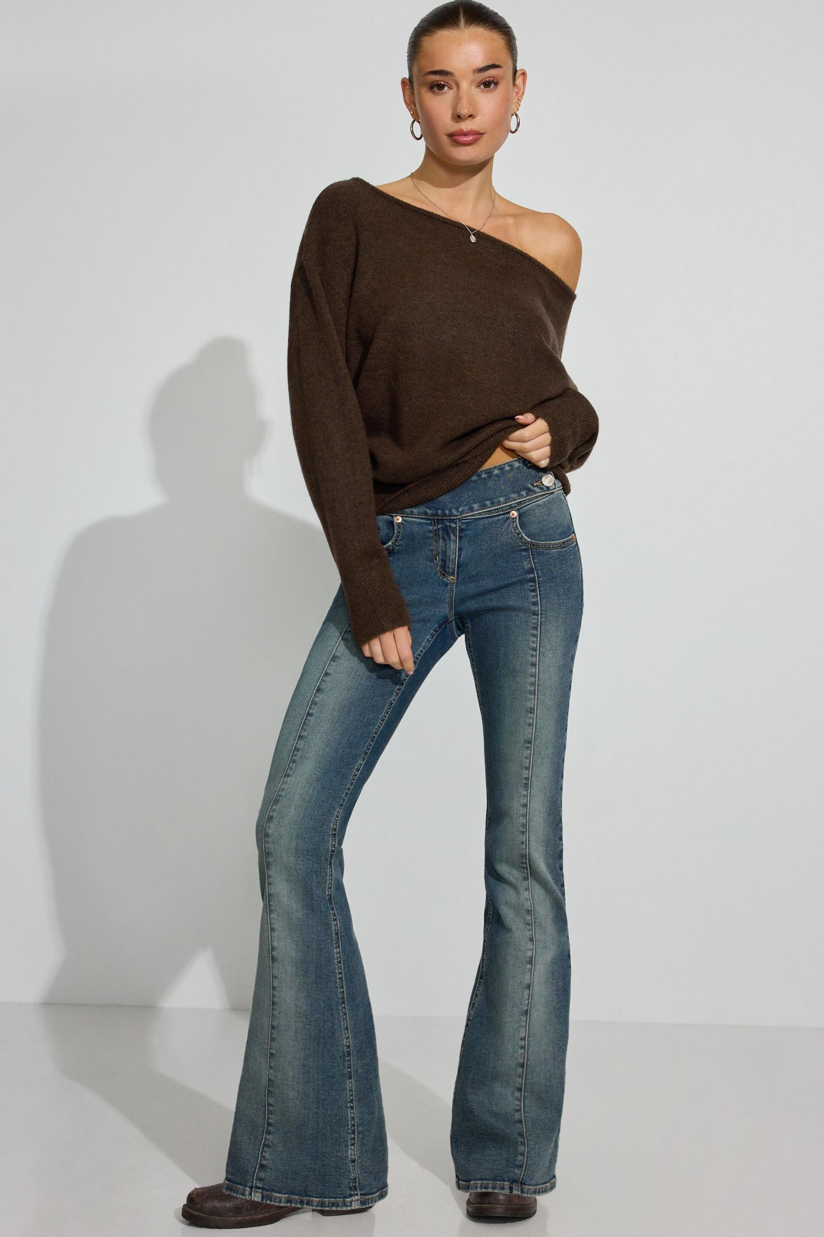 Serene Deep V-Neck Long Sleeve Top Product Image