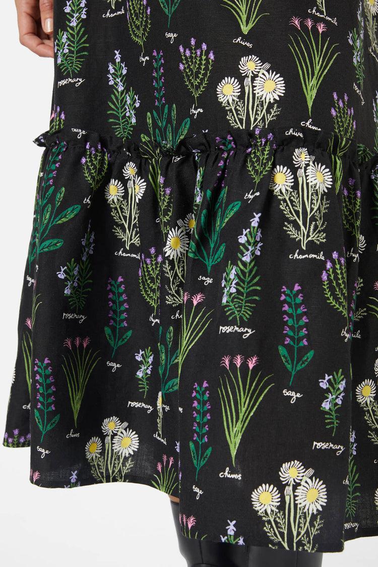 Herb Garden Skirt Product Image